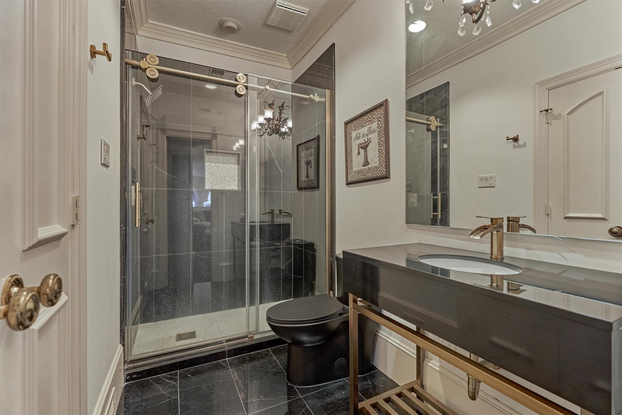 457 Edgewood Drive, Montgomery