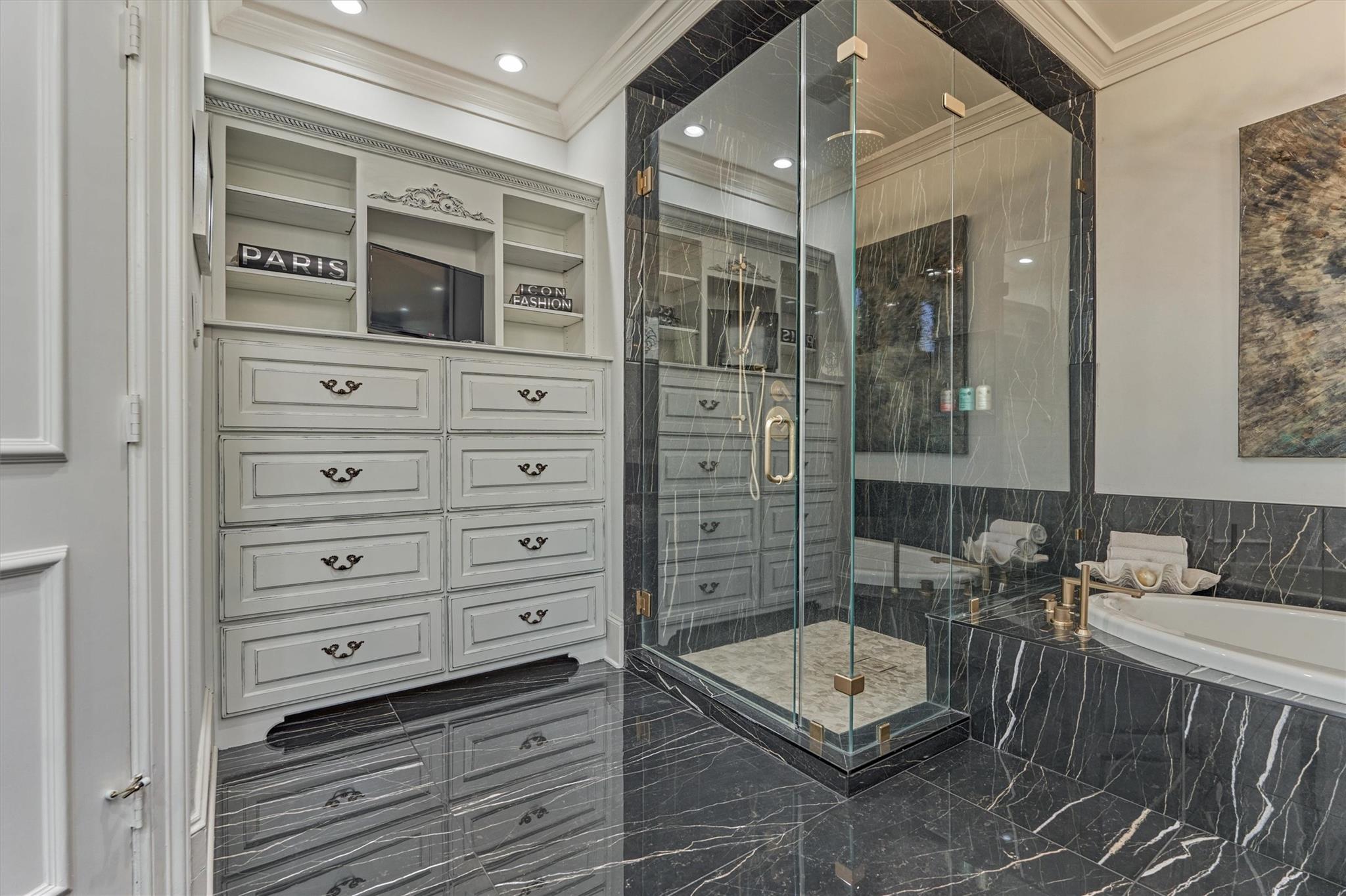 457 Edgewood Drive, Montgomery