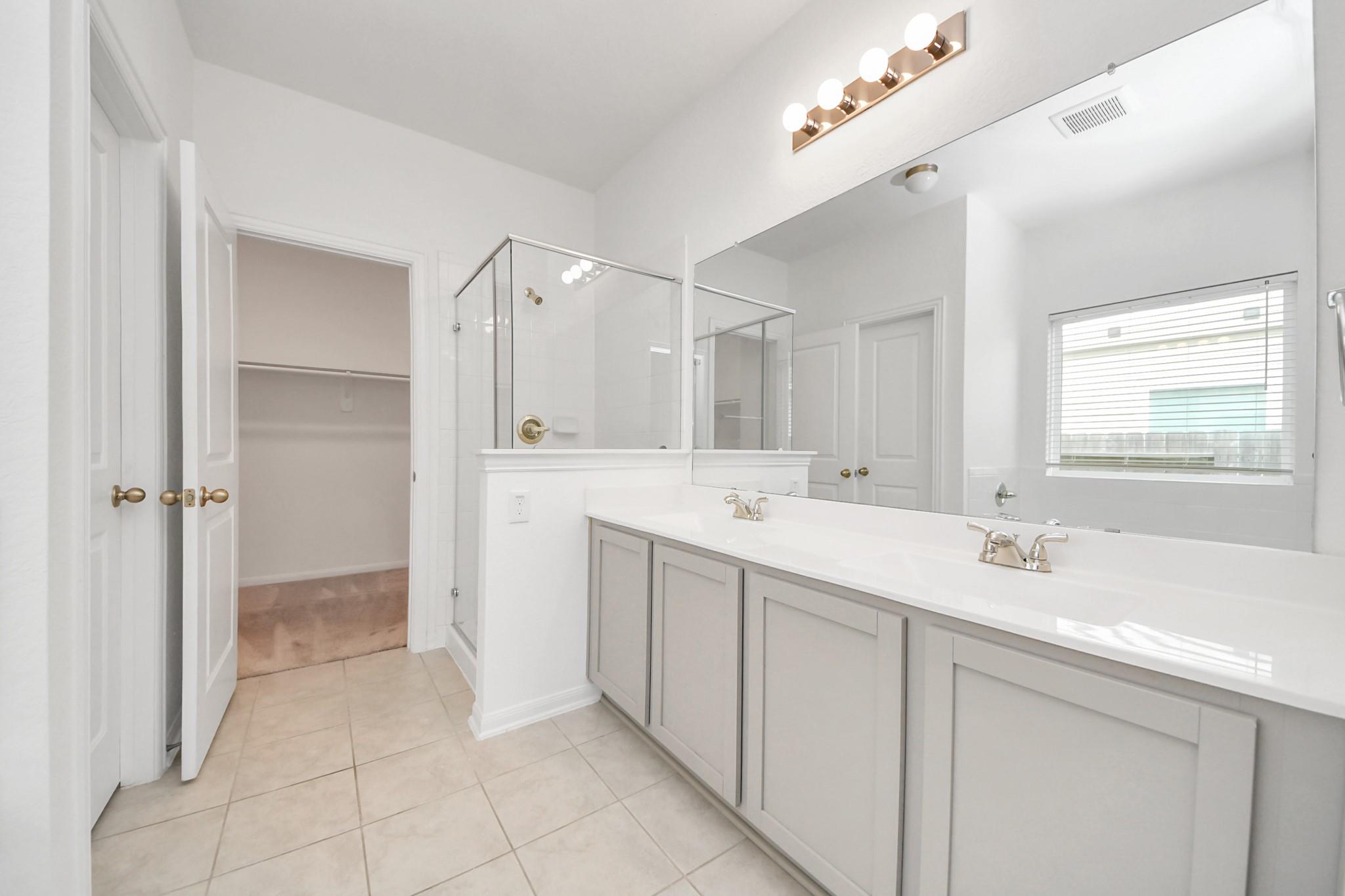 4919 Fairwater Court
