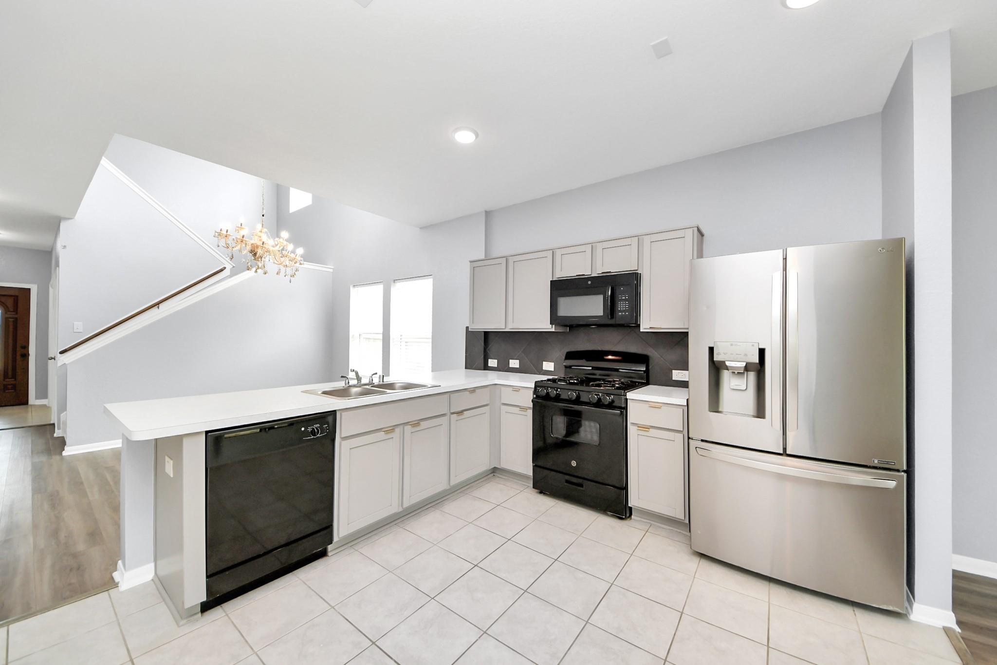 4919 Fairwater Court