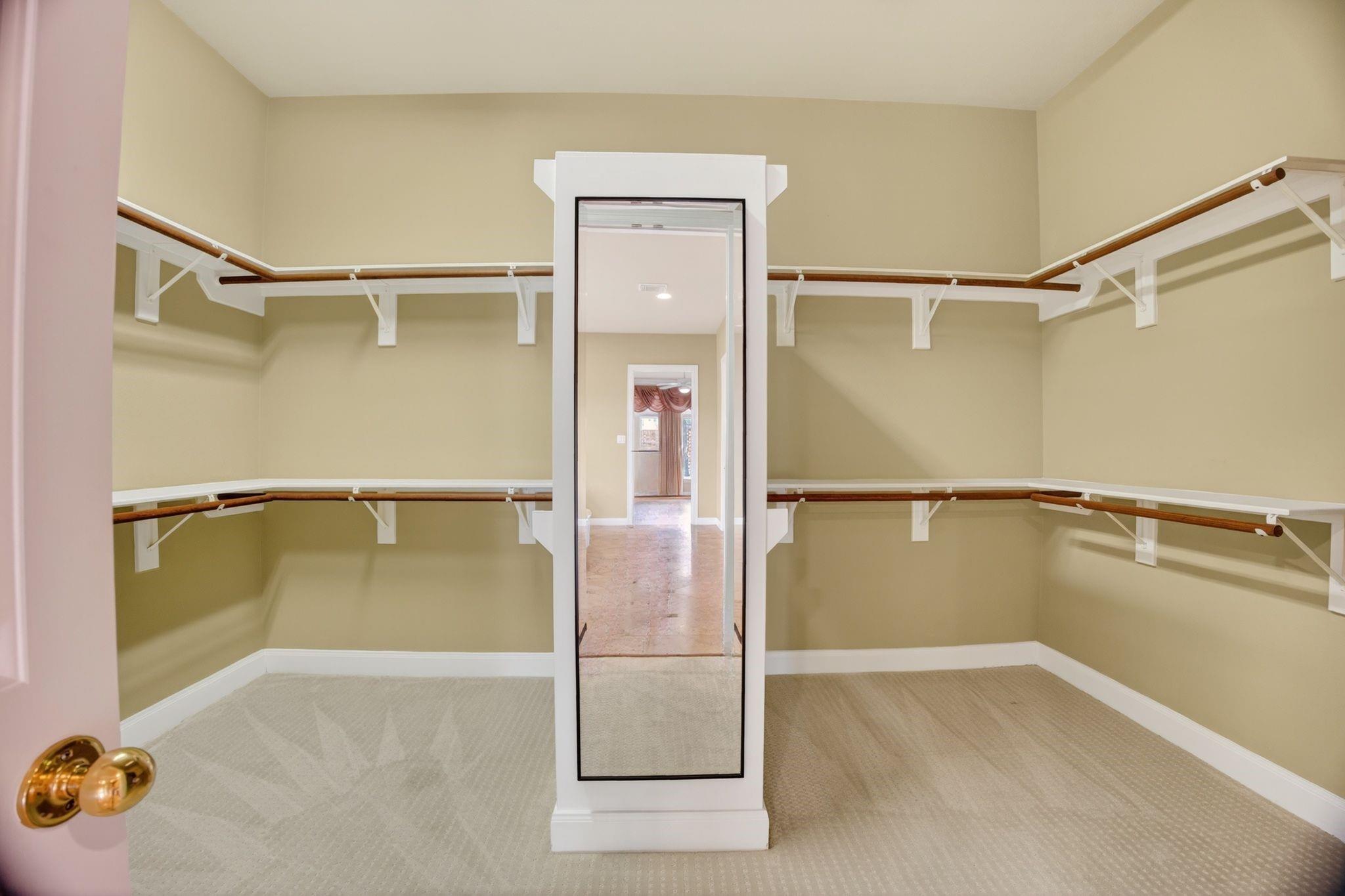 11511 Gallant Ridge Lane