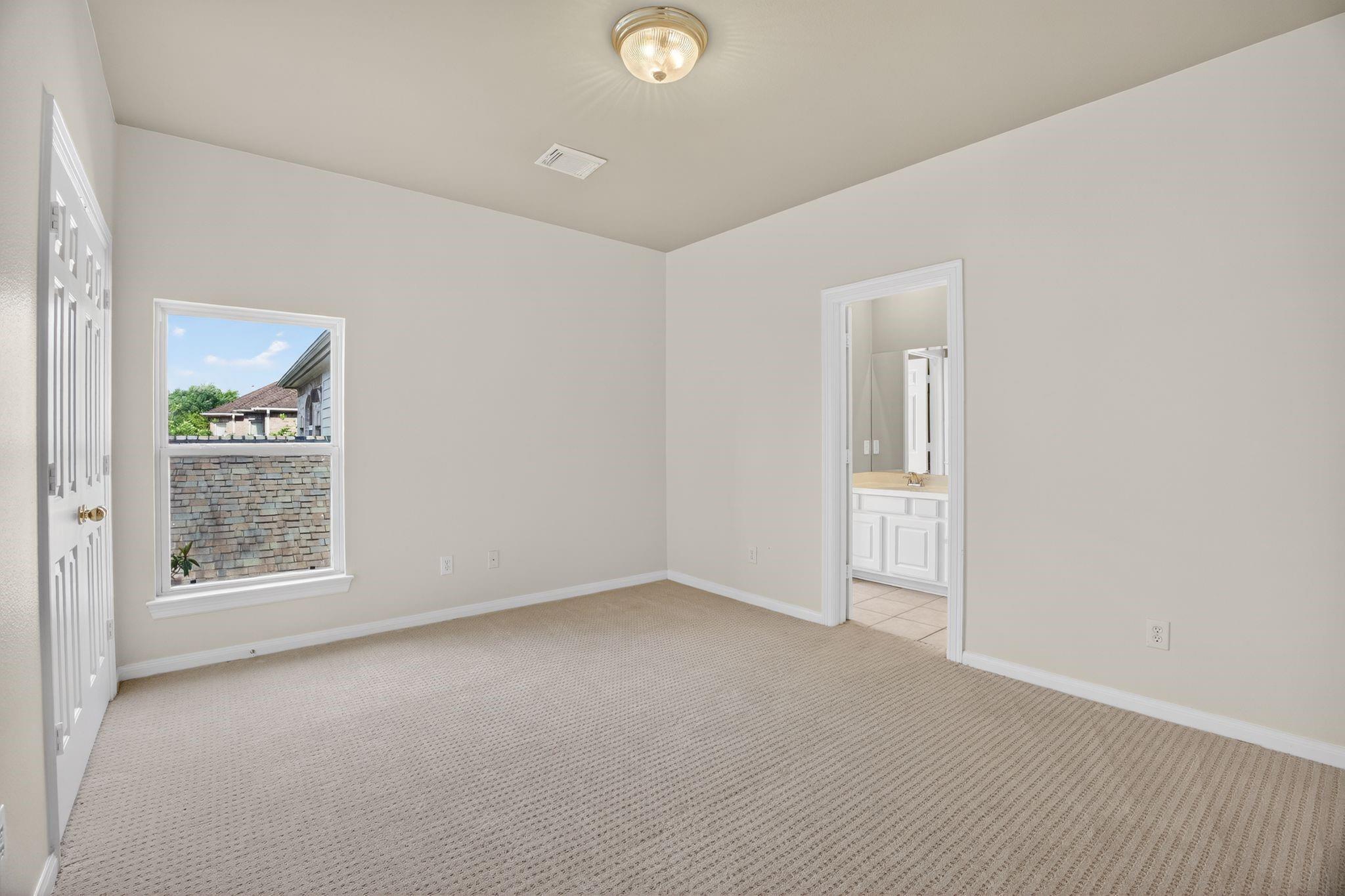 11511 Gallant Ridge Lane