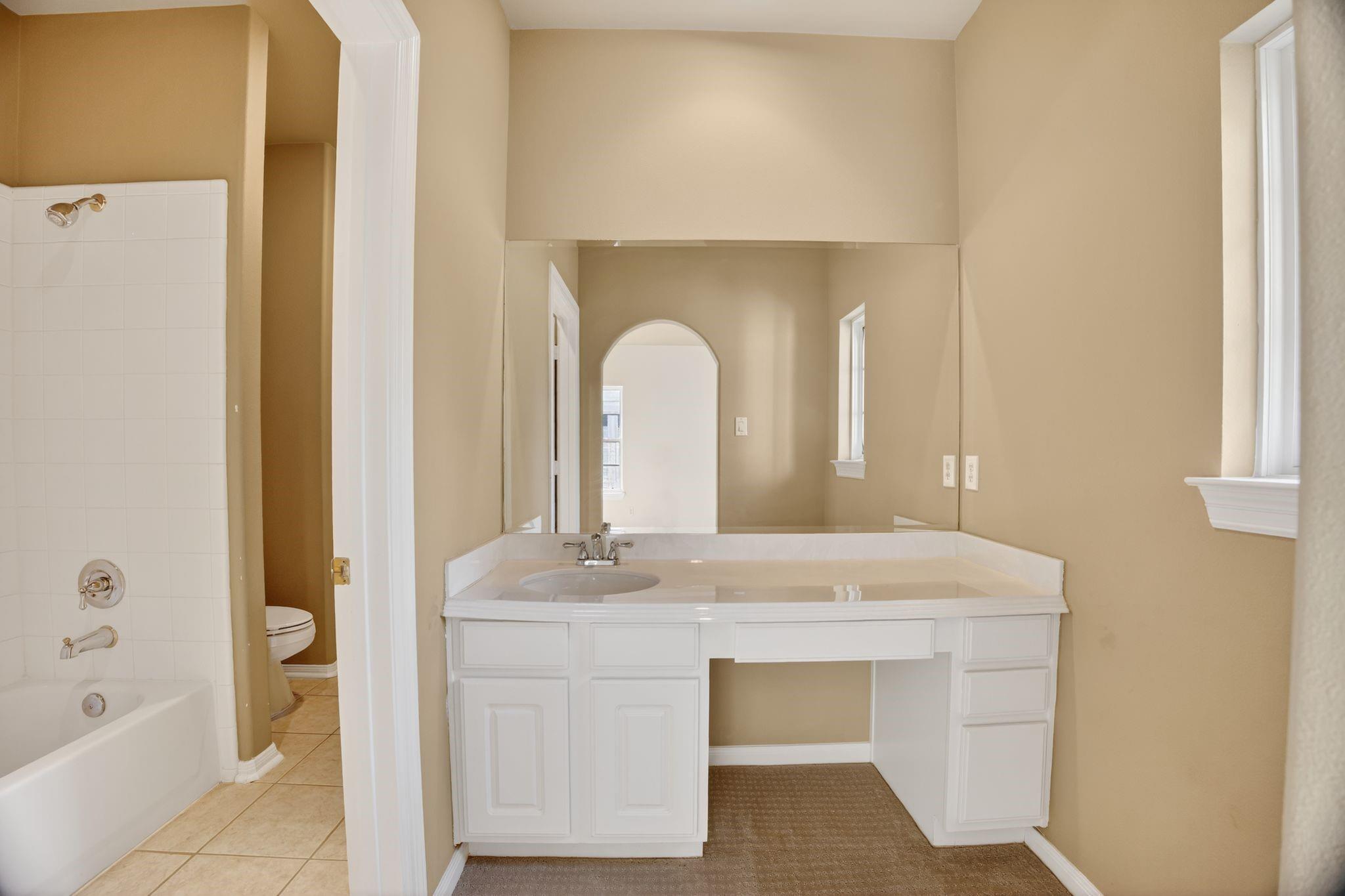 11511 Gallant Ridge Lane