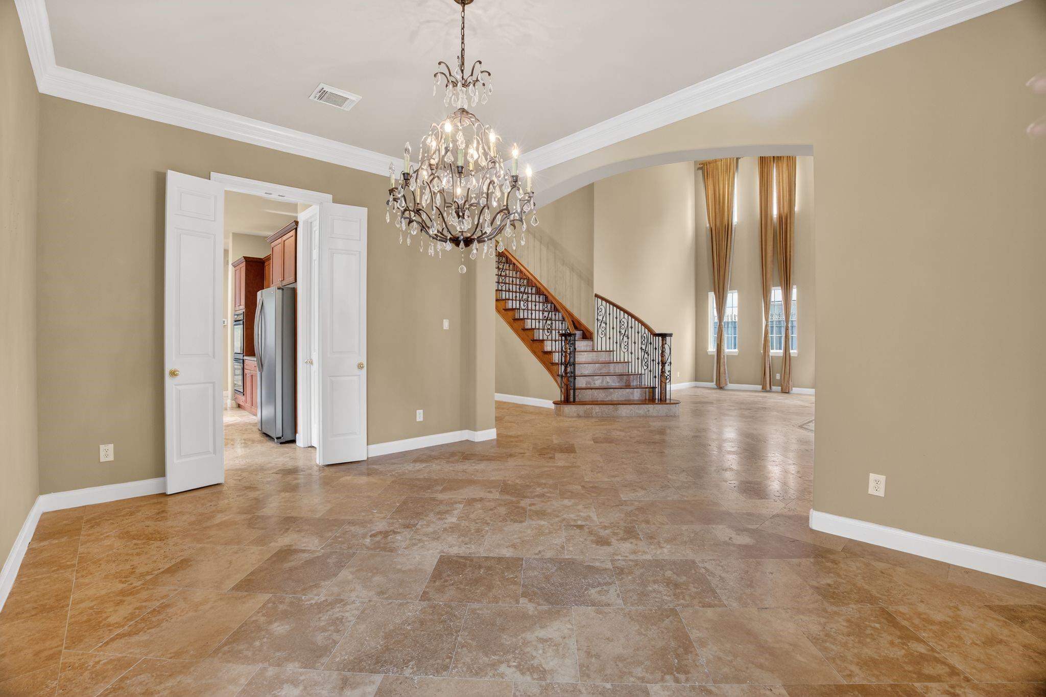 11511 Gallant Ridge Lane