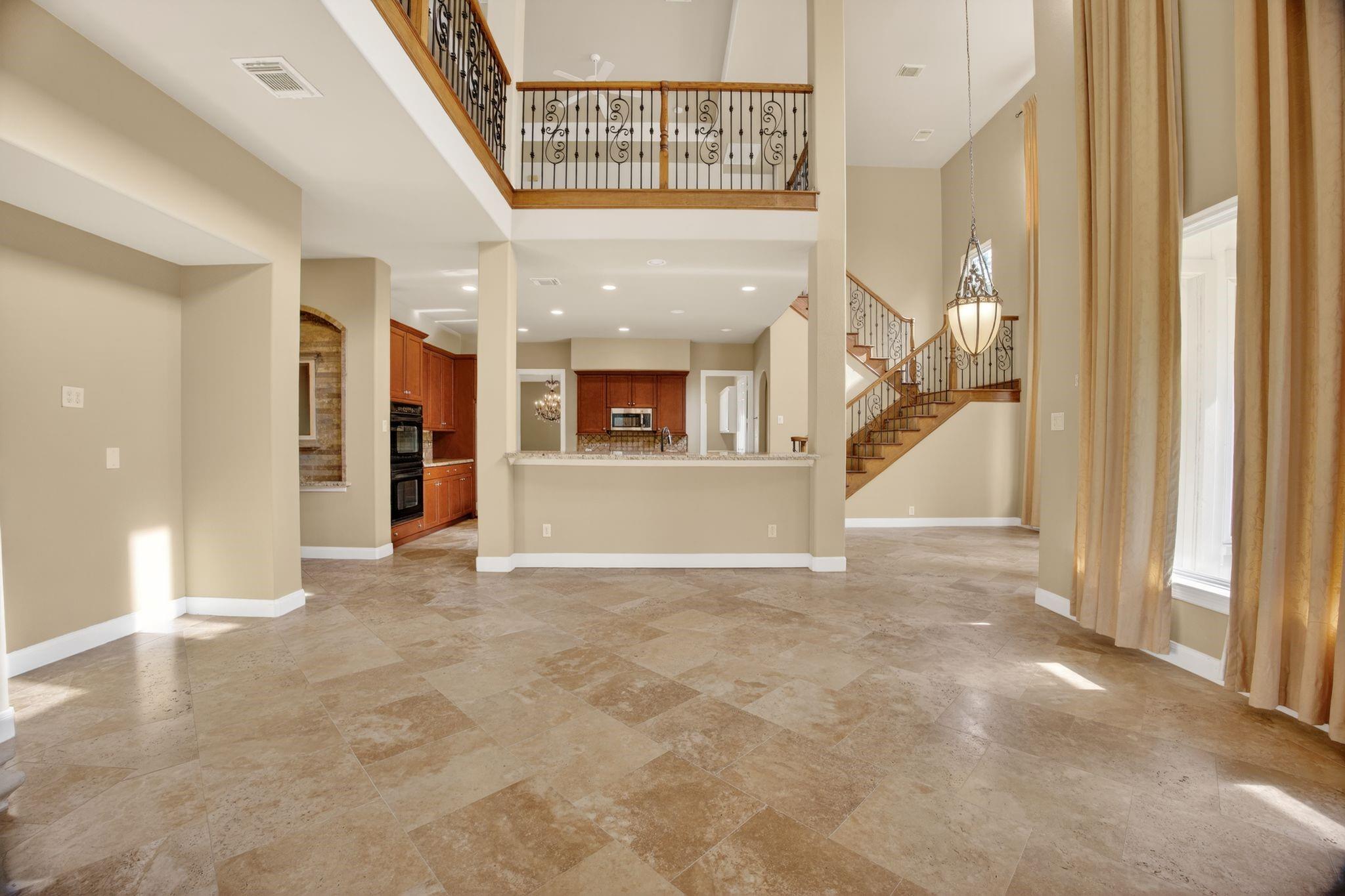 11511 Gallant Ridge Lane