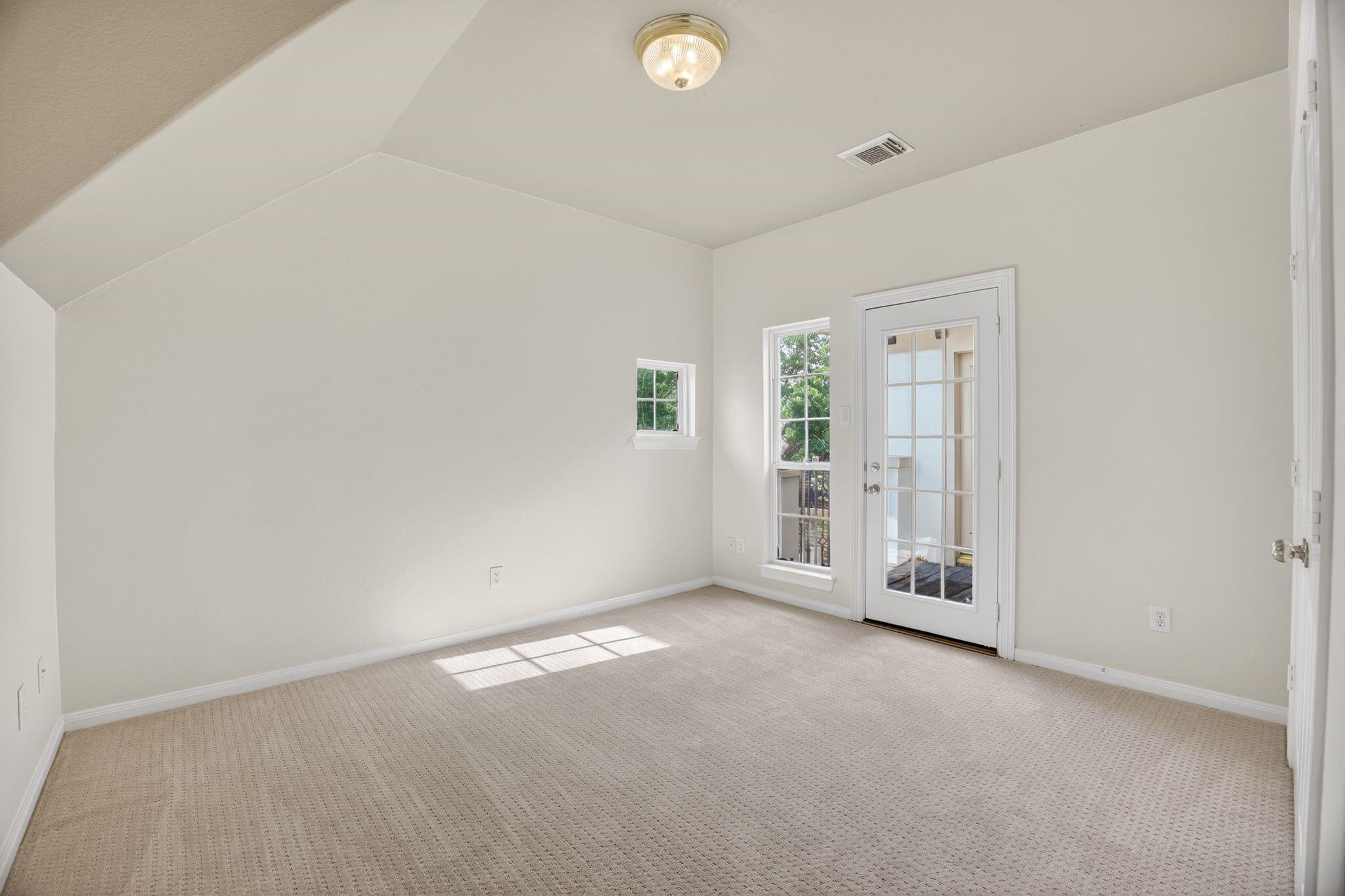 11511 Gallant Ridge Lane