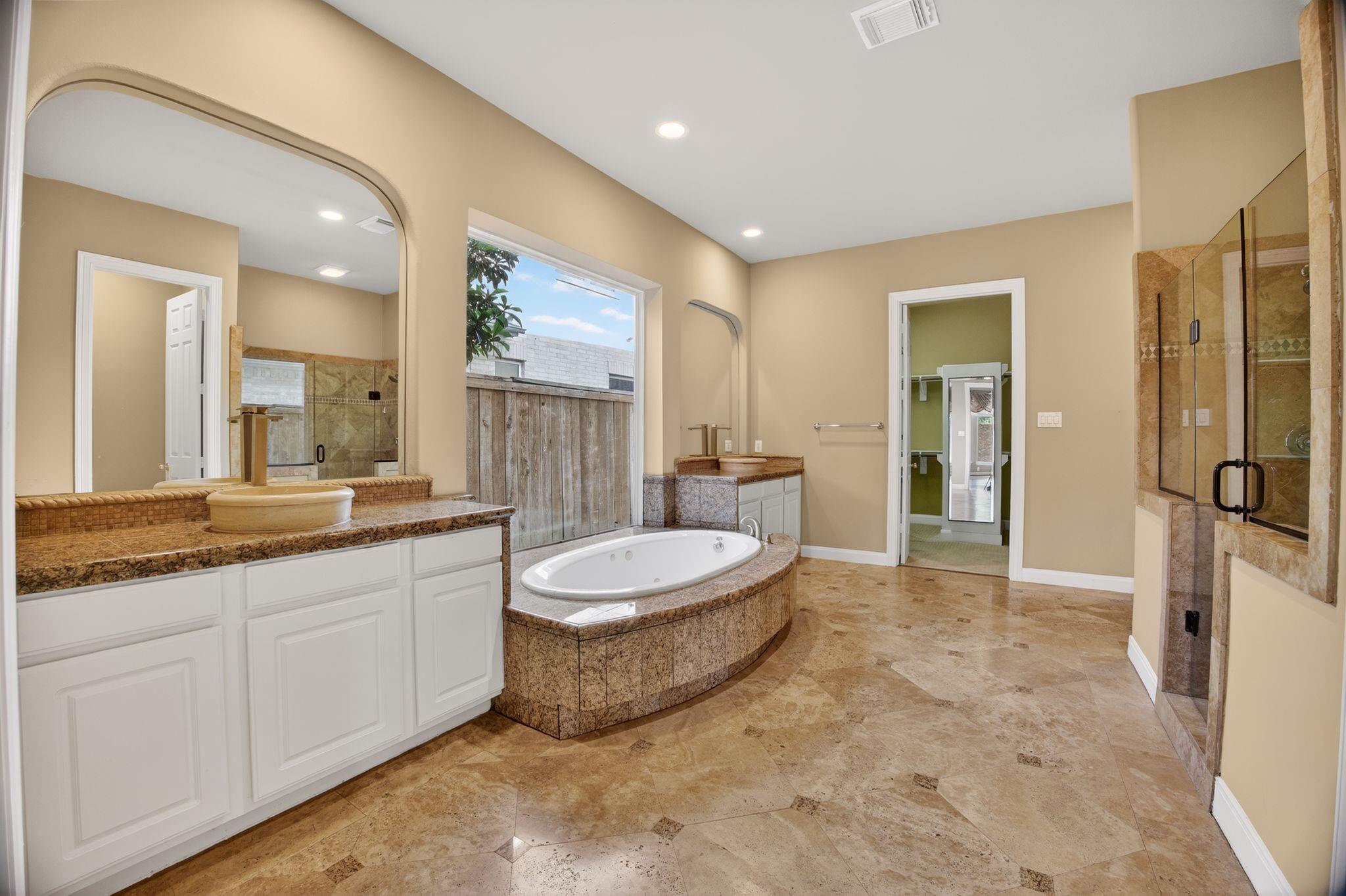 11511 Gallant Ridge Lane