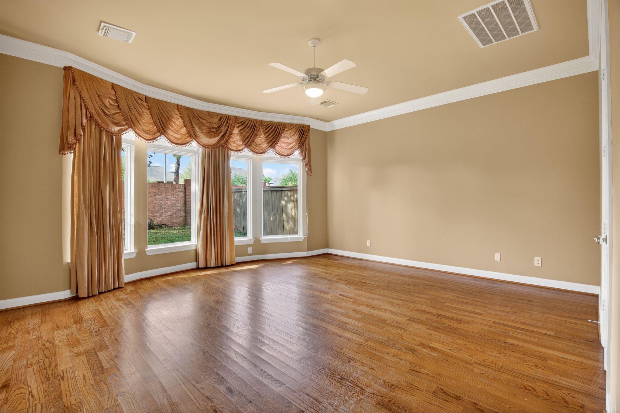 11511 Gallant Ridge Lane