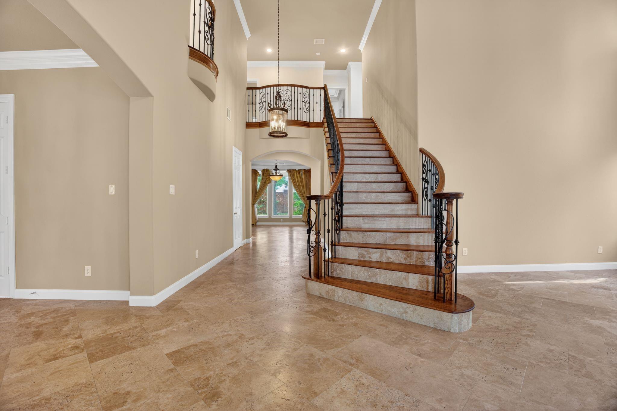 11511 Gallant Ridge Lane