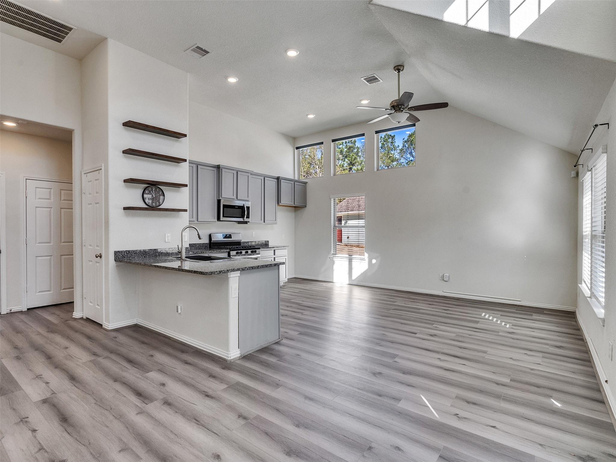 257 N Lynx Trail