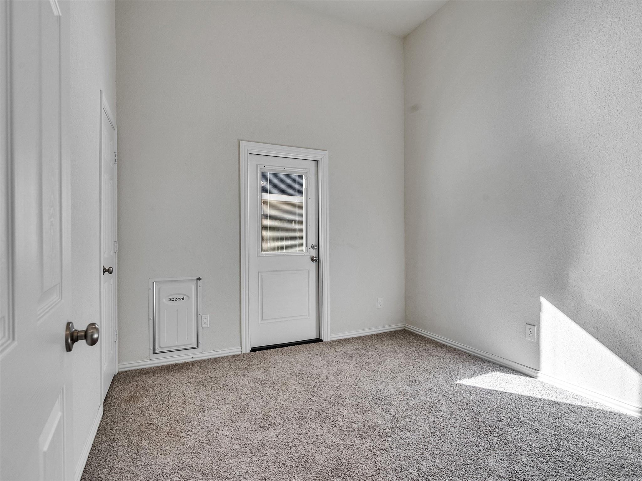 257 N Lynx Trail