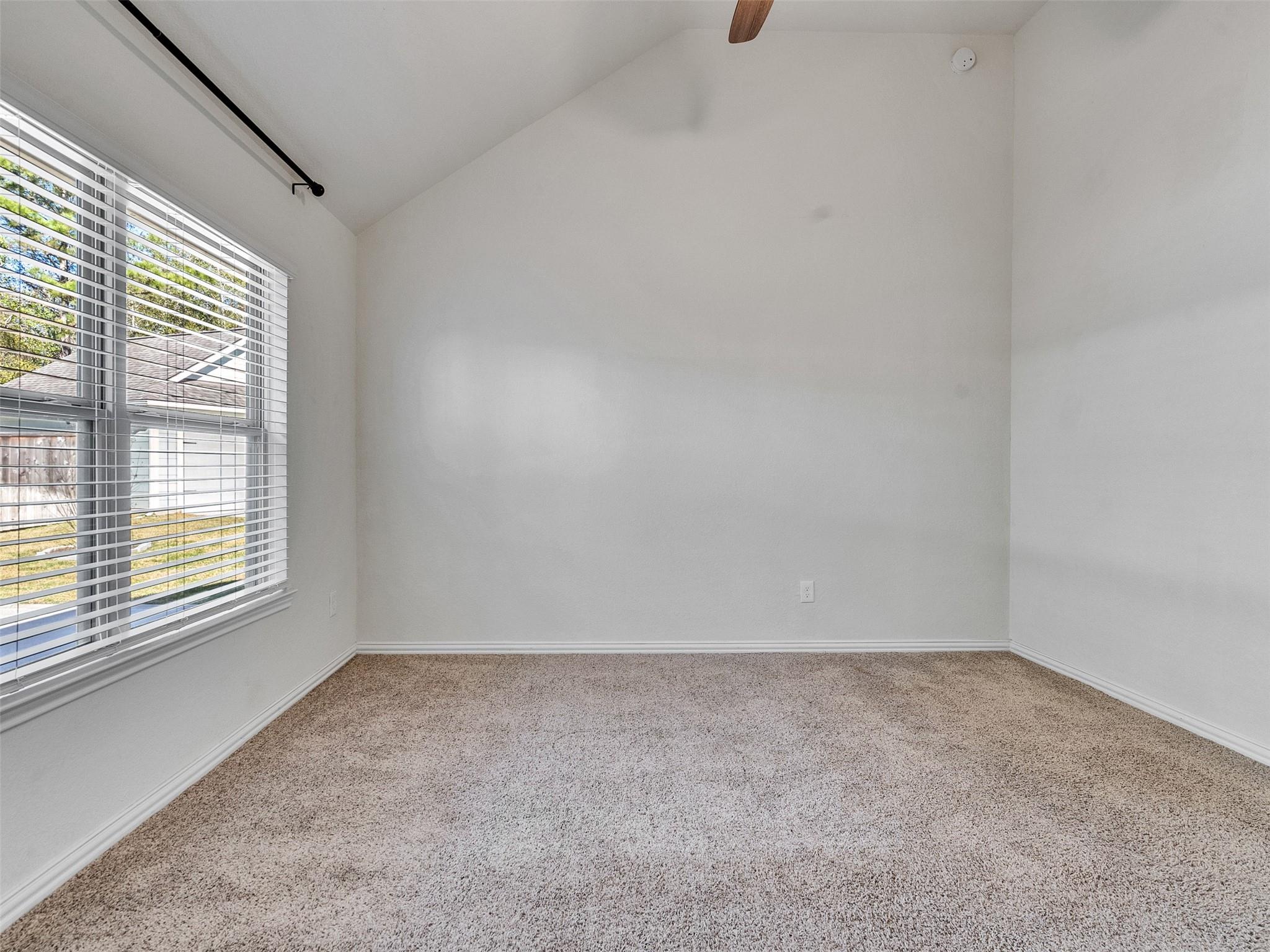 257 N Lynx Trail