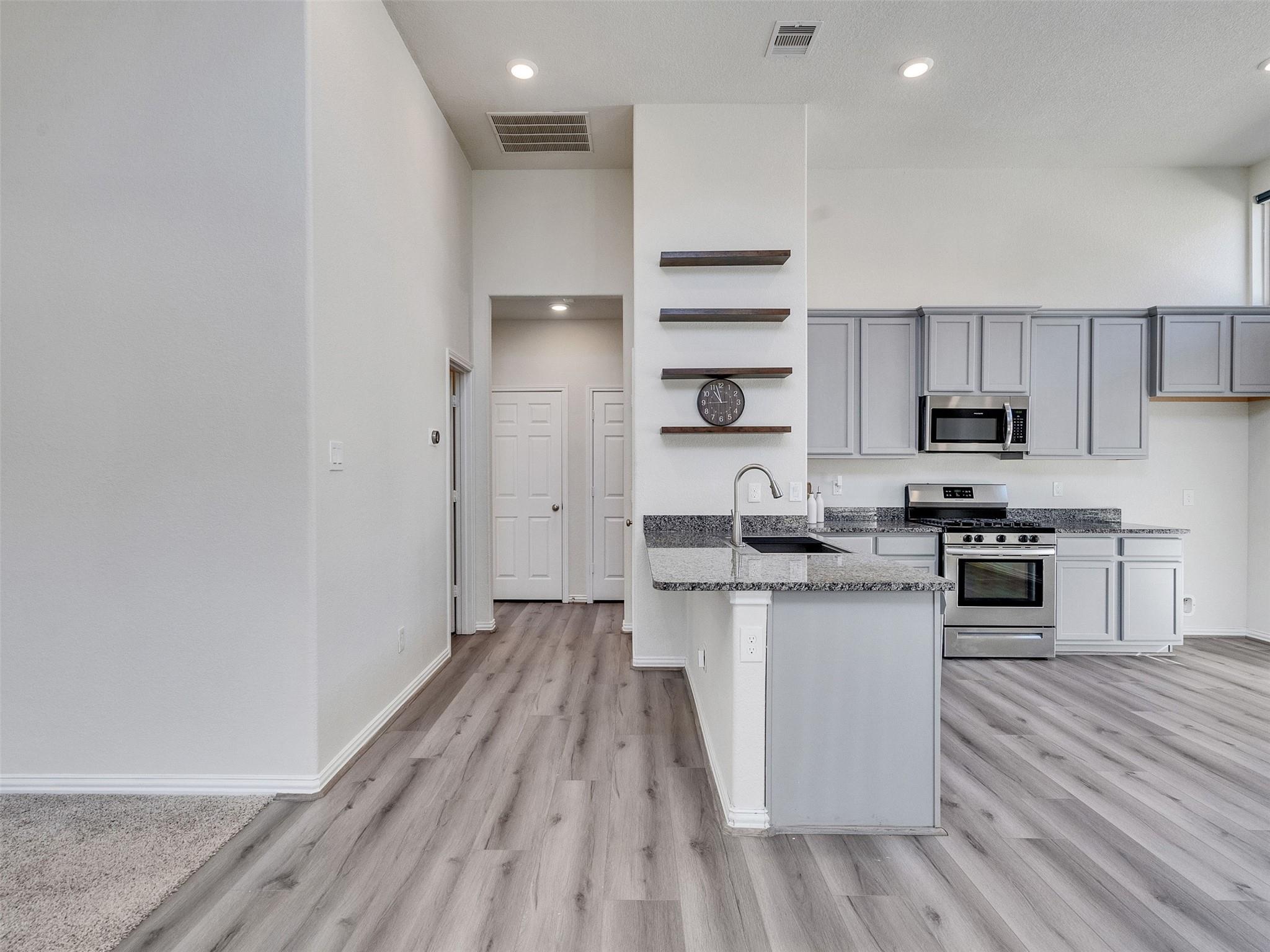 257 N Lynx Trail