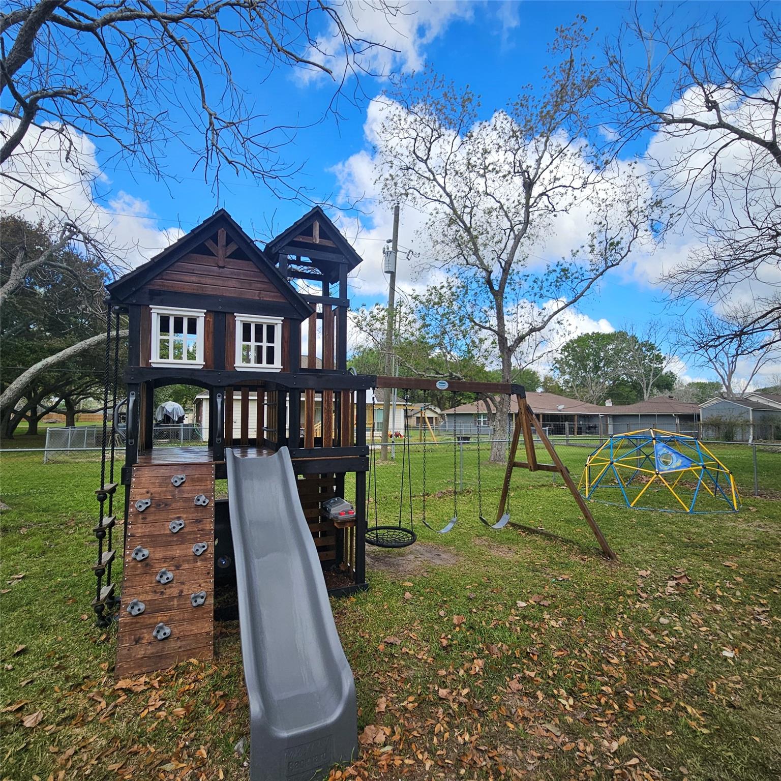 15330 Dale Dell Street