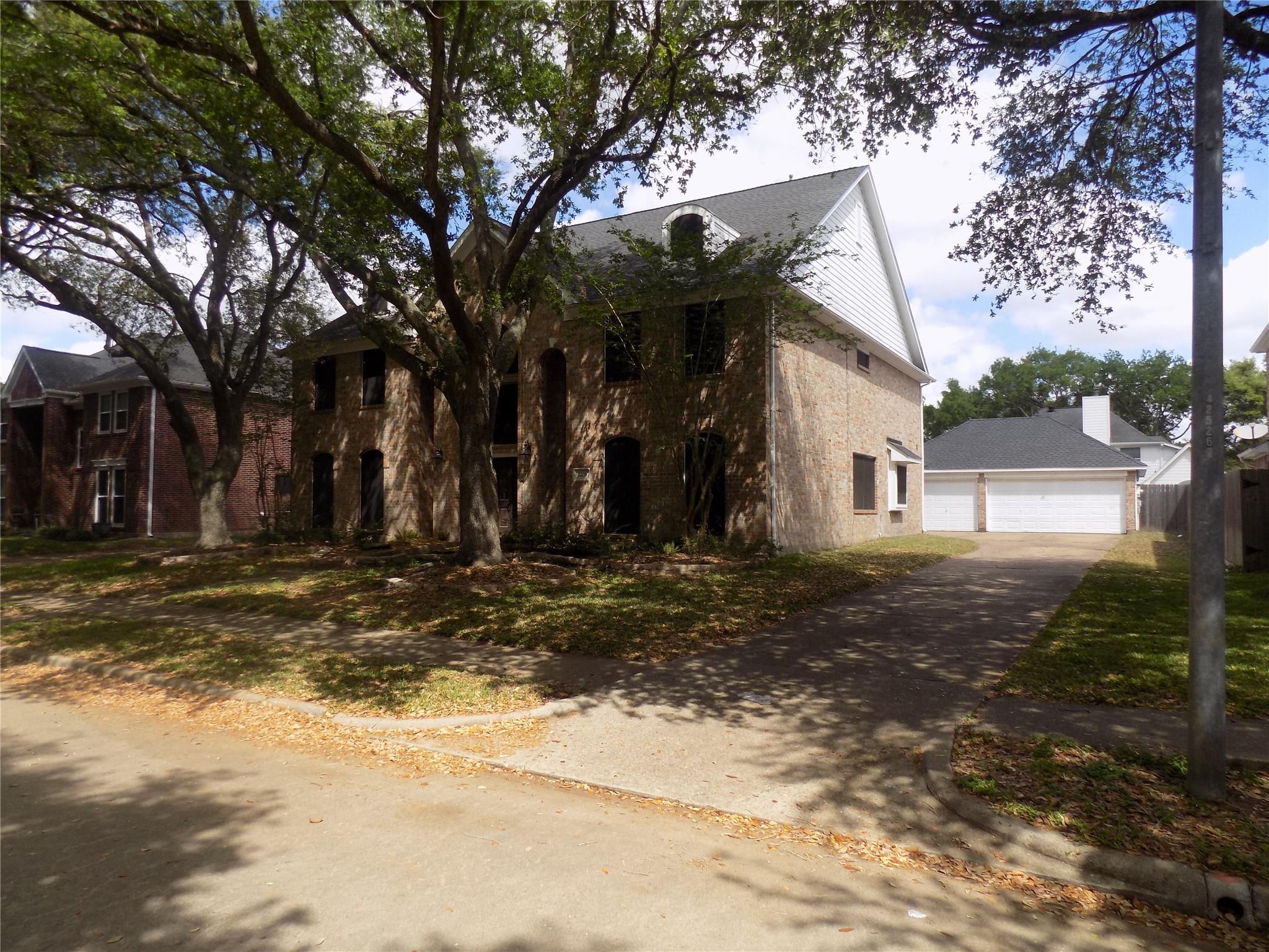 2206 Spanish Forest Lane