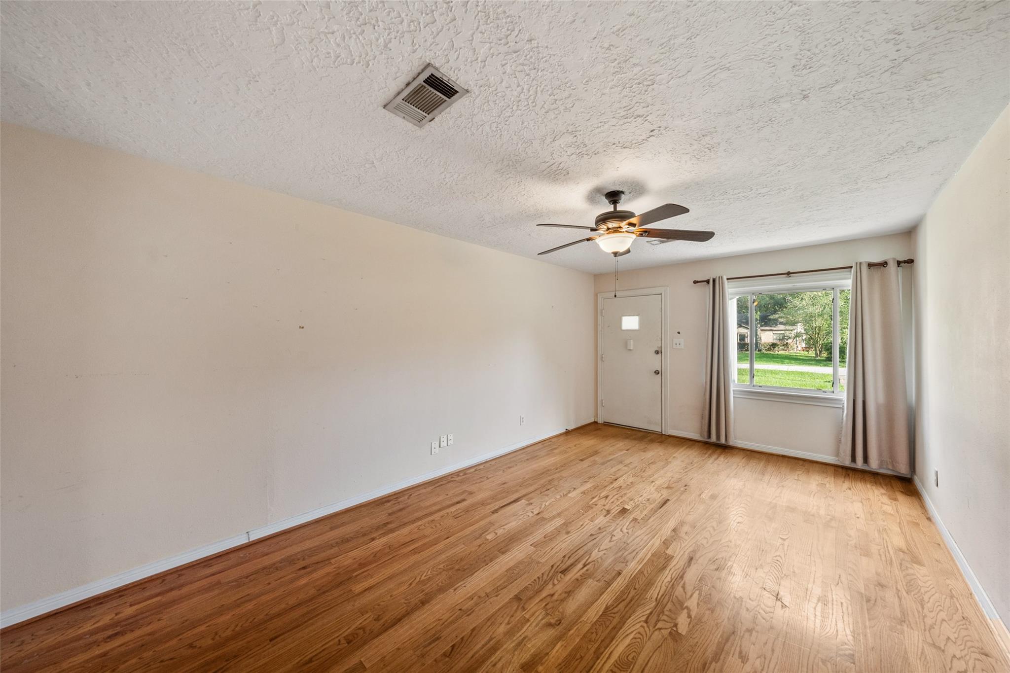 1034 Lamonte Lane