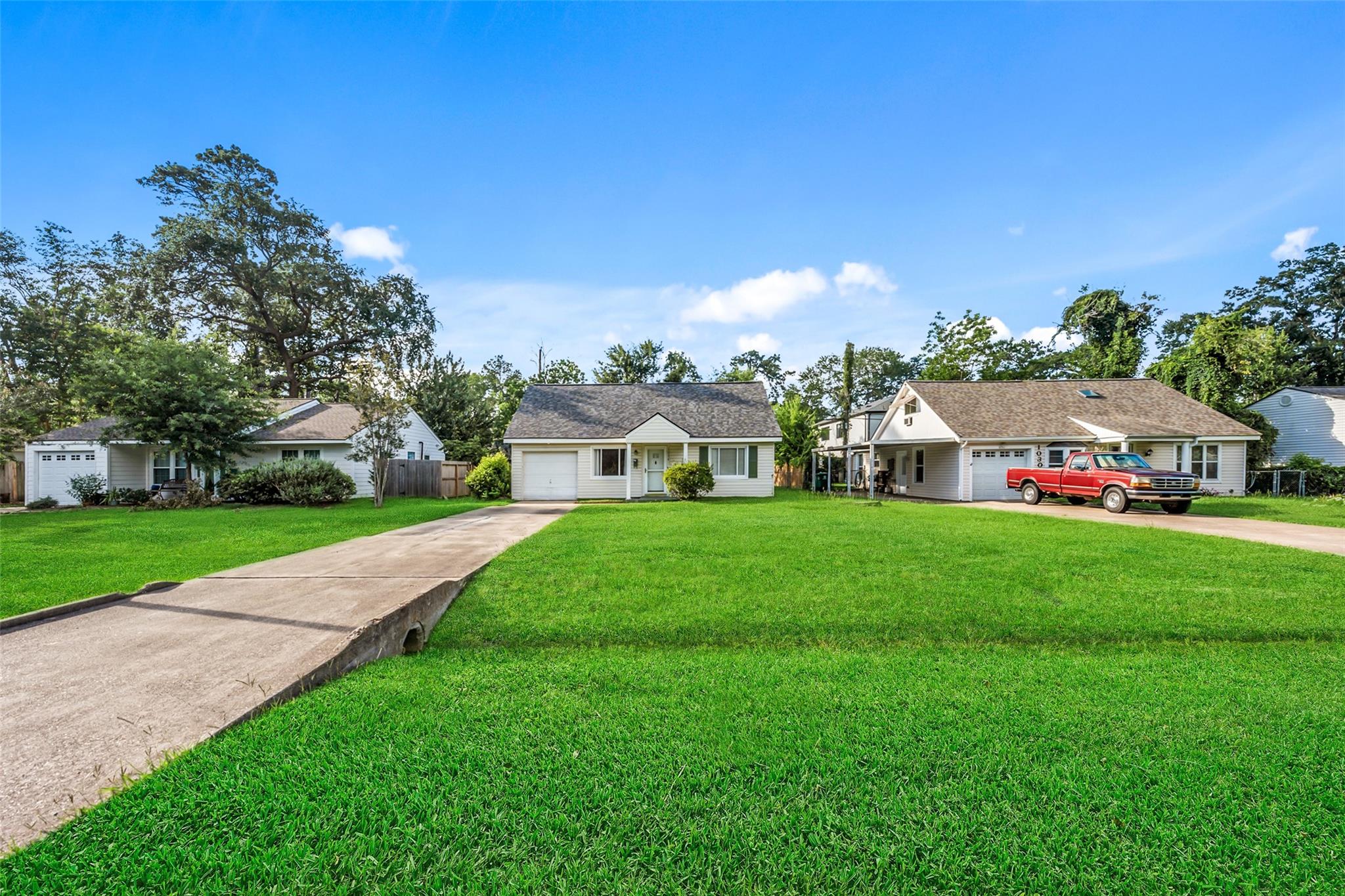 1034 Lamonte Lane