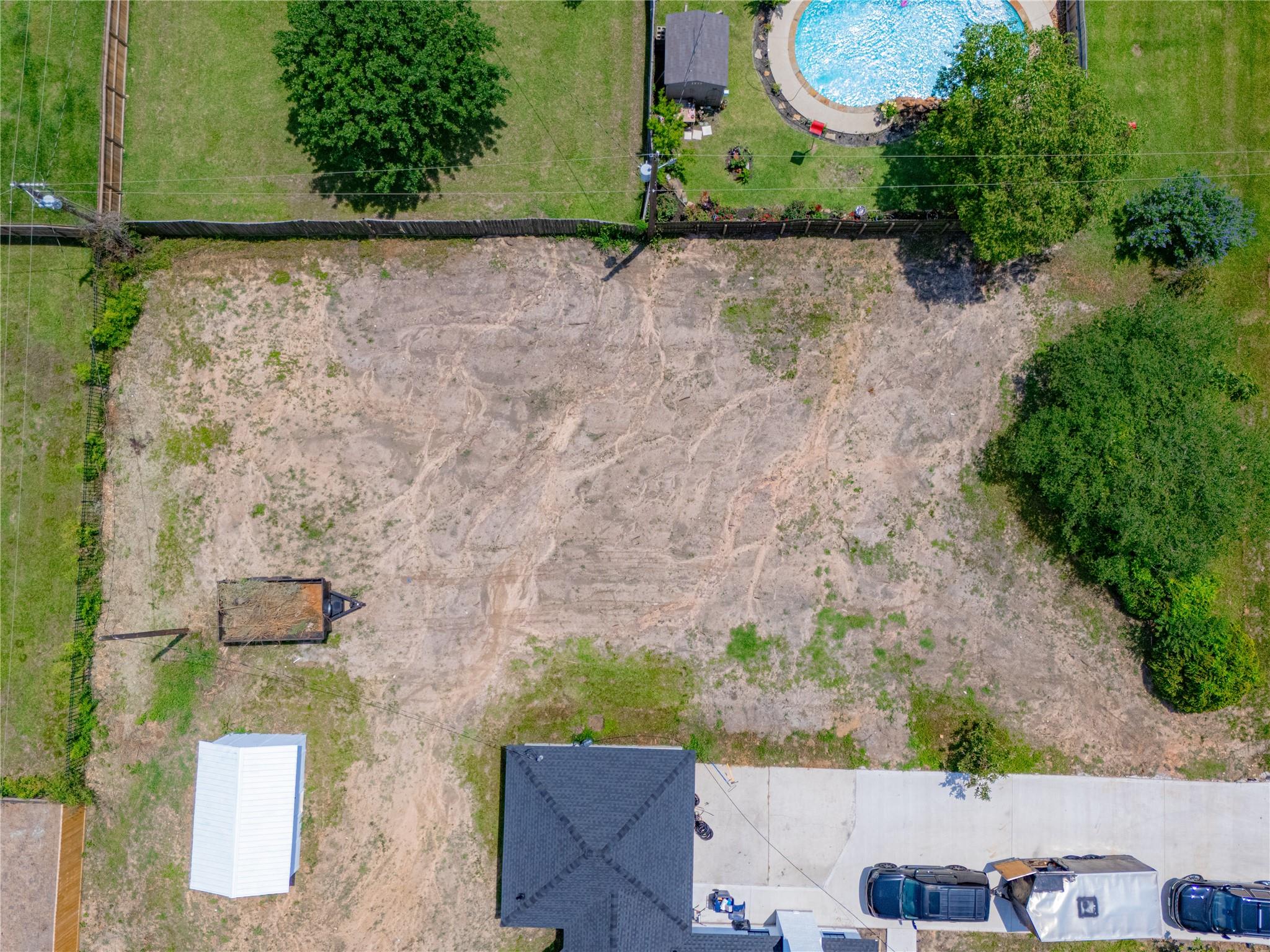 10420 Valley Drive N, Willis