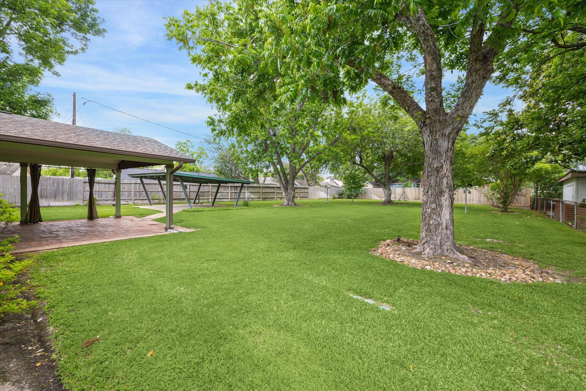 5522 Chantilly Lane