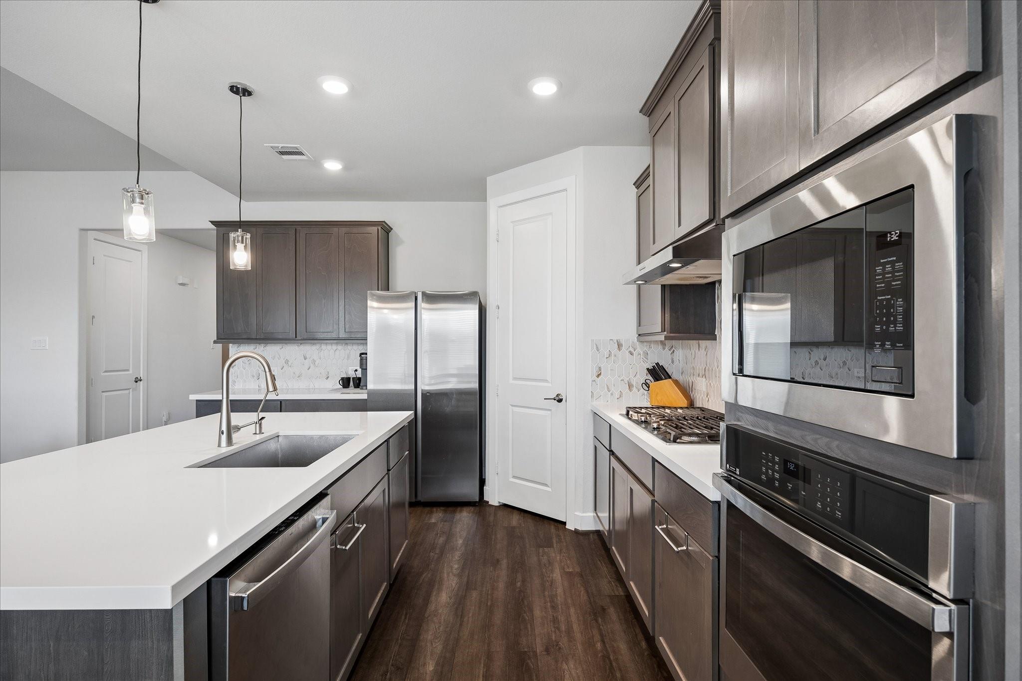 2212 Clements Shore Lane