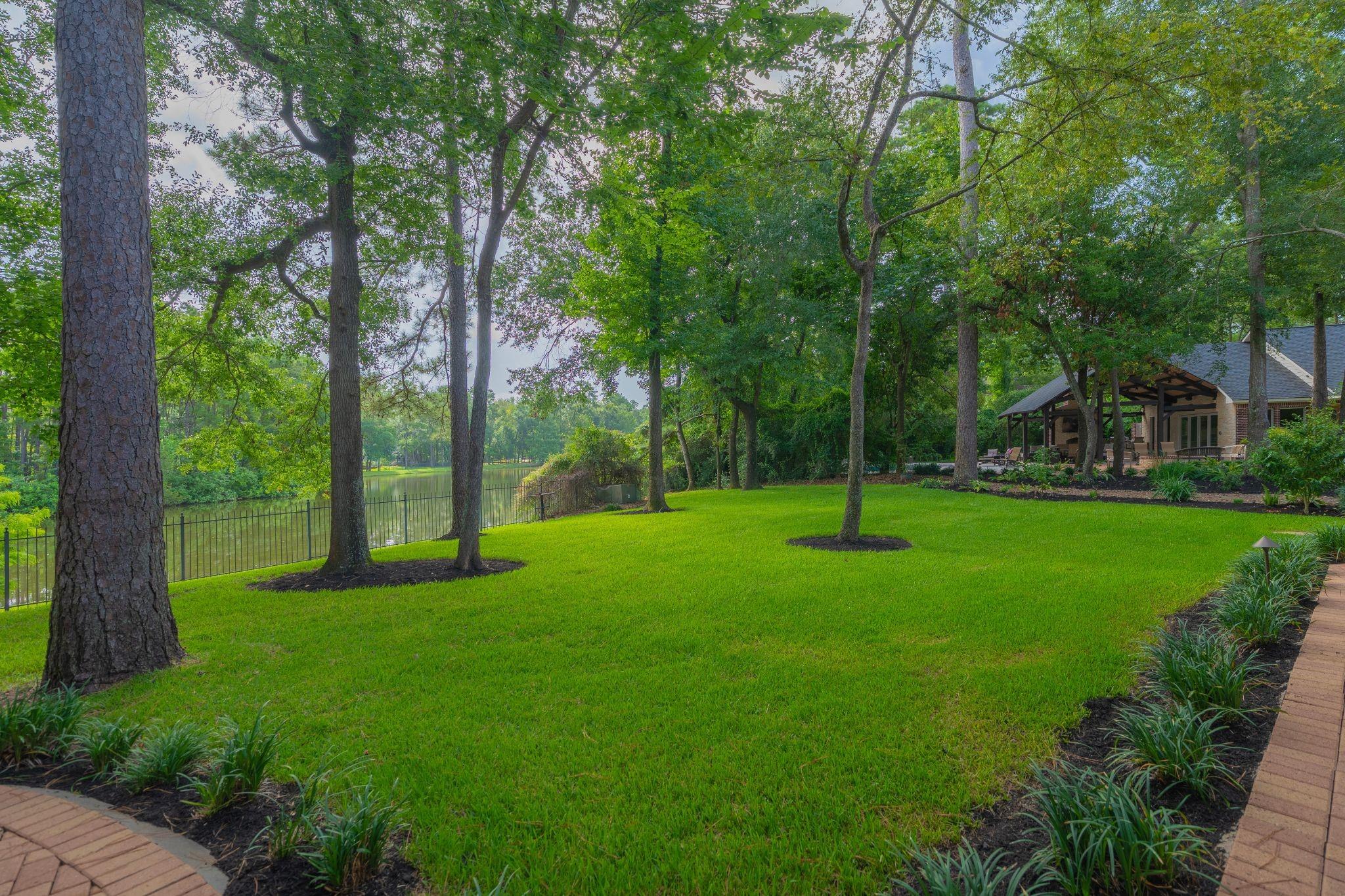 7 Pastoral Pond Circle