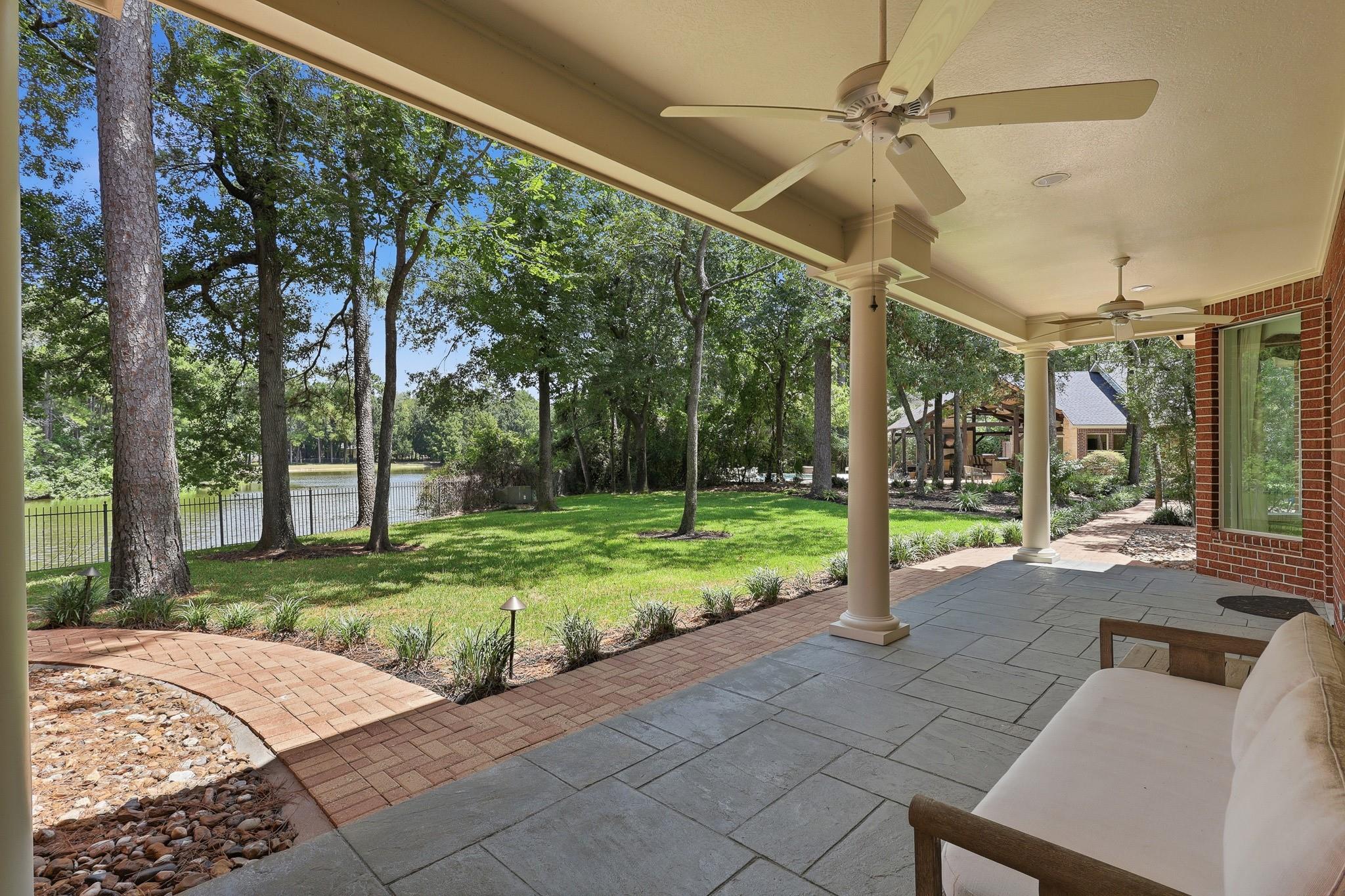 7 Pastoral Pond Circle