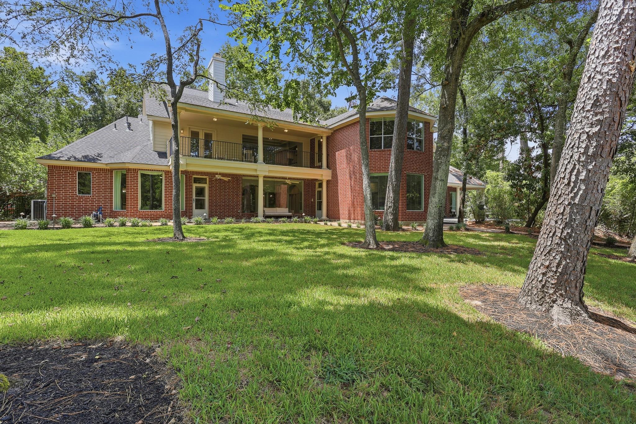 7 Pastoral Pond Circle