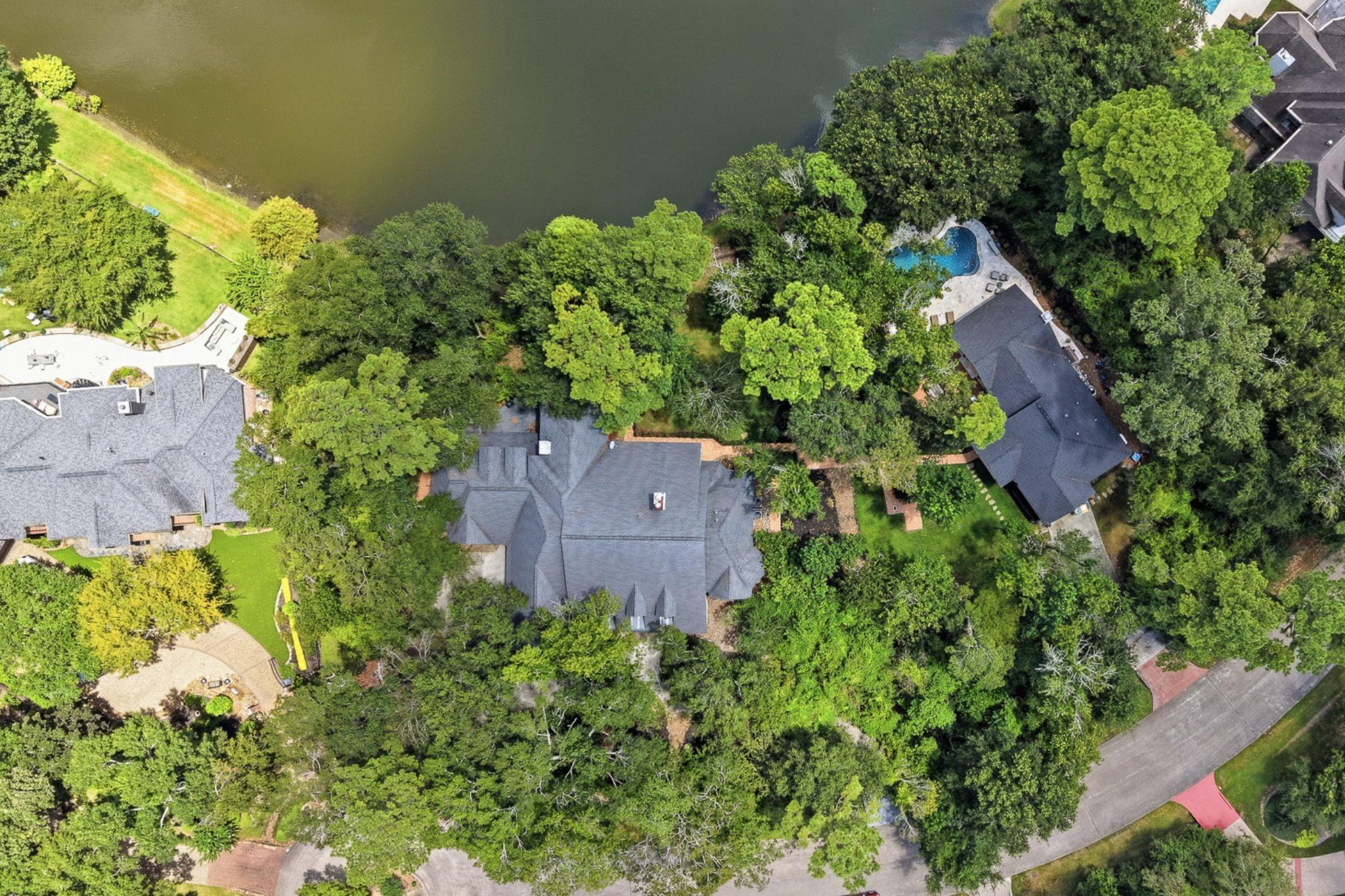 7 Pastoral Pond Circle