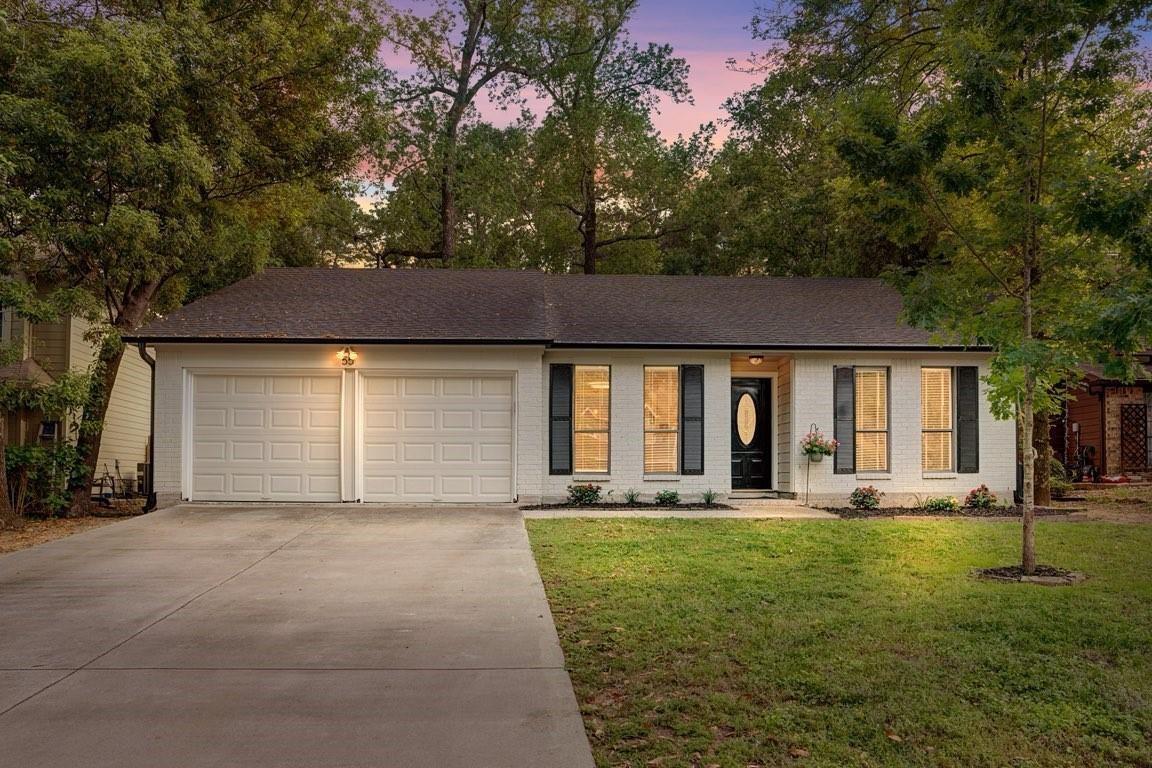 55 Dew Fall Court