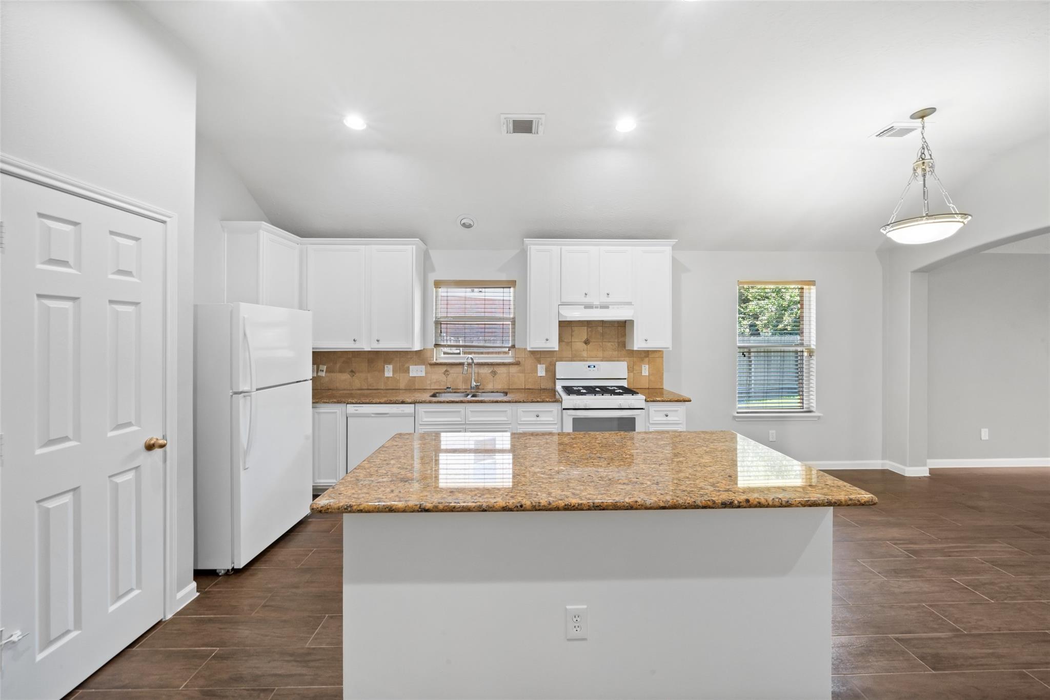 22543 Sweetglen Court