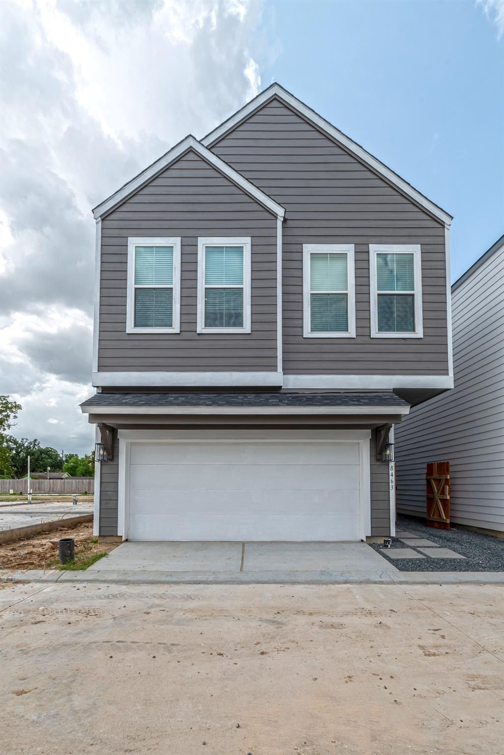 6725 Parker Oaks Lane