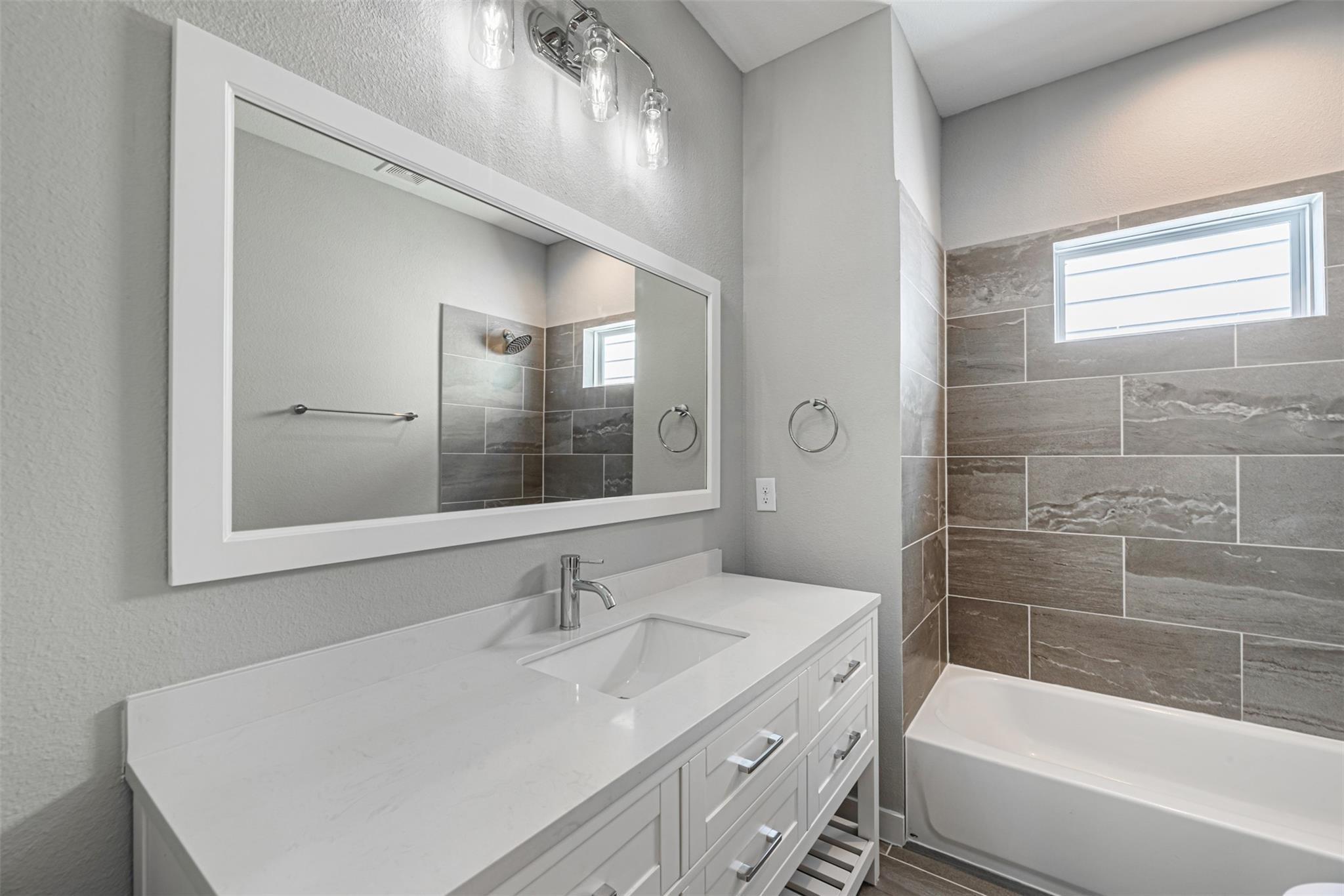 6725 Parker Oaks Lane