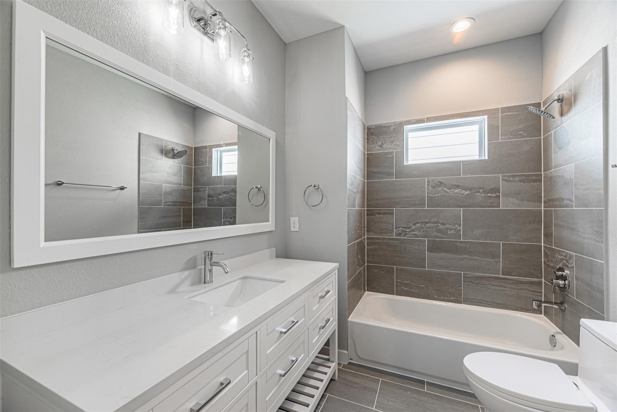 6725 Parker Oaks Lane