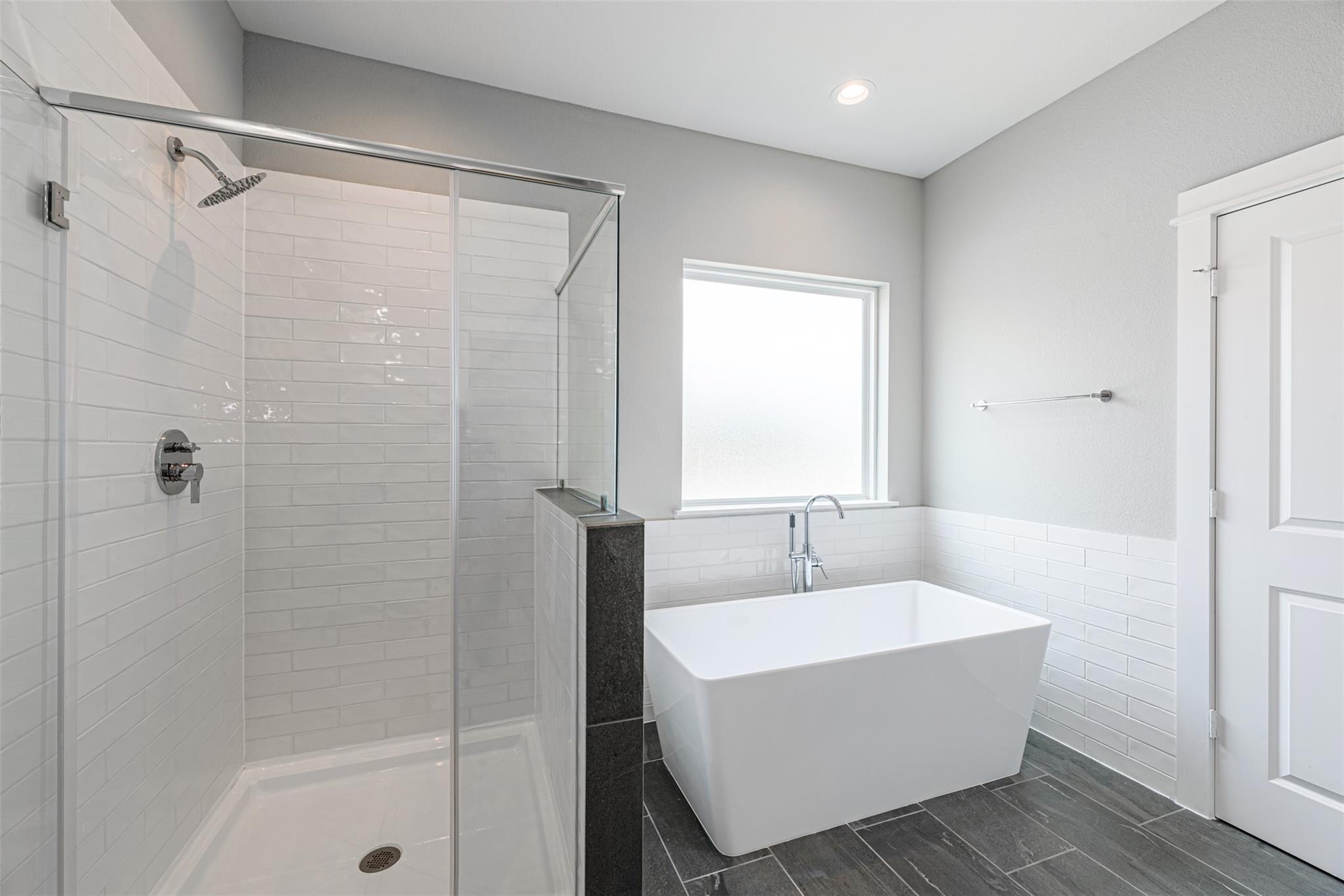 6725 Parker Oaks Lane