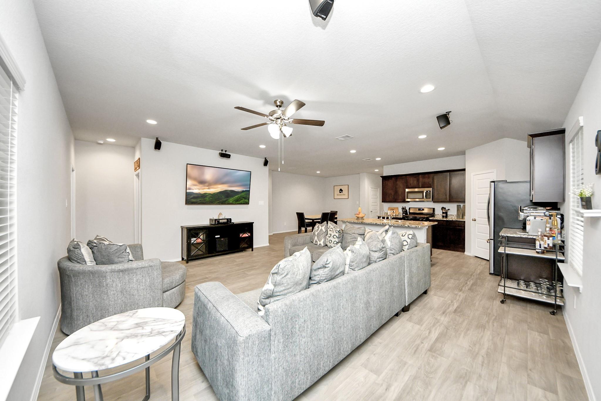 6806 Amber Cliff Lane