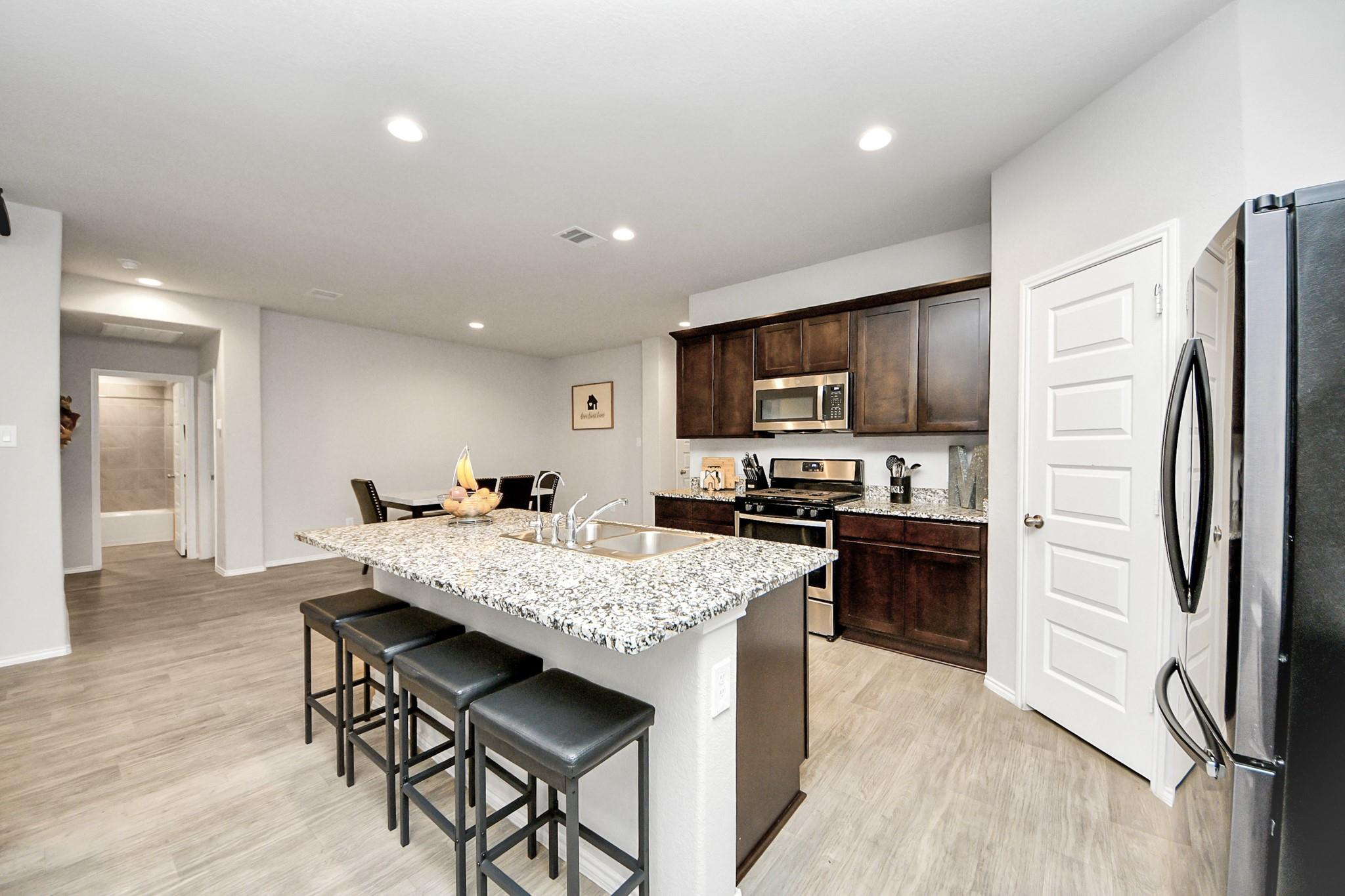 6806 Amber Cliff Lane