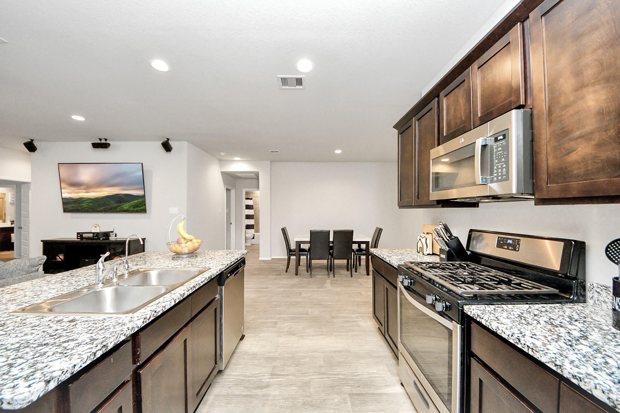 6806 Amber Cliff Lane