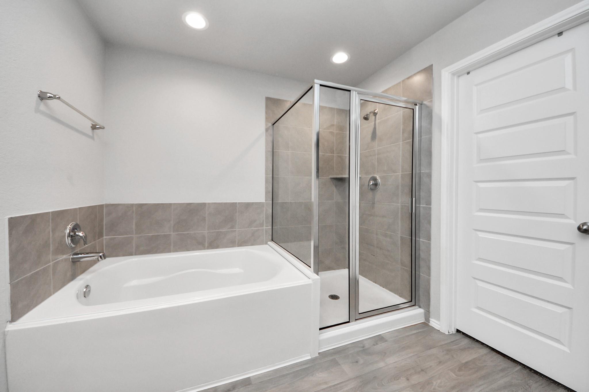 6806 Amber Cliff Lane