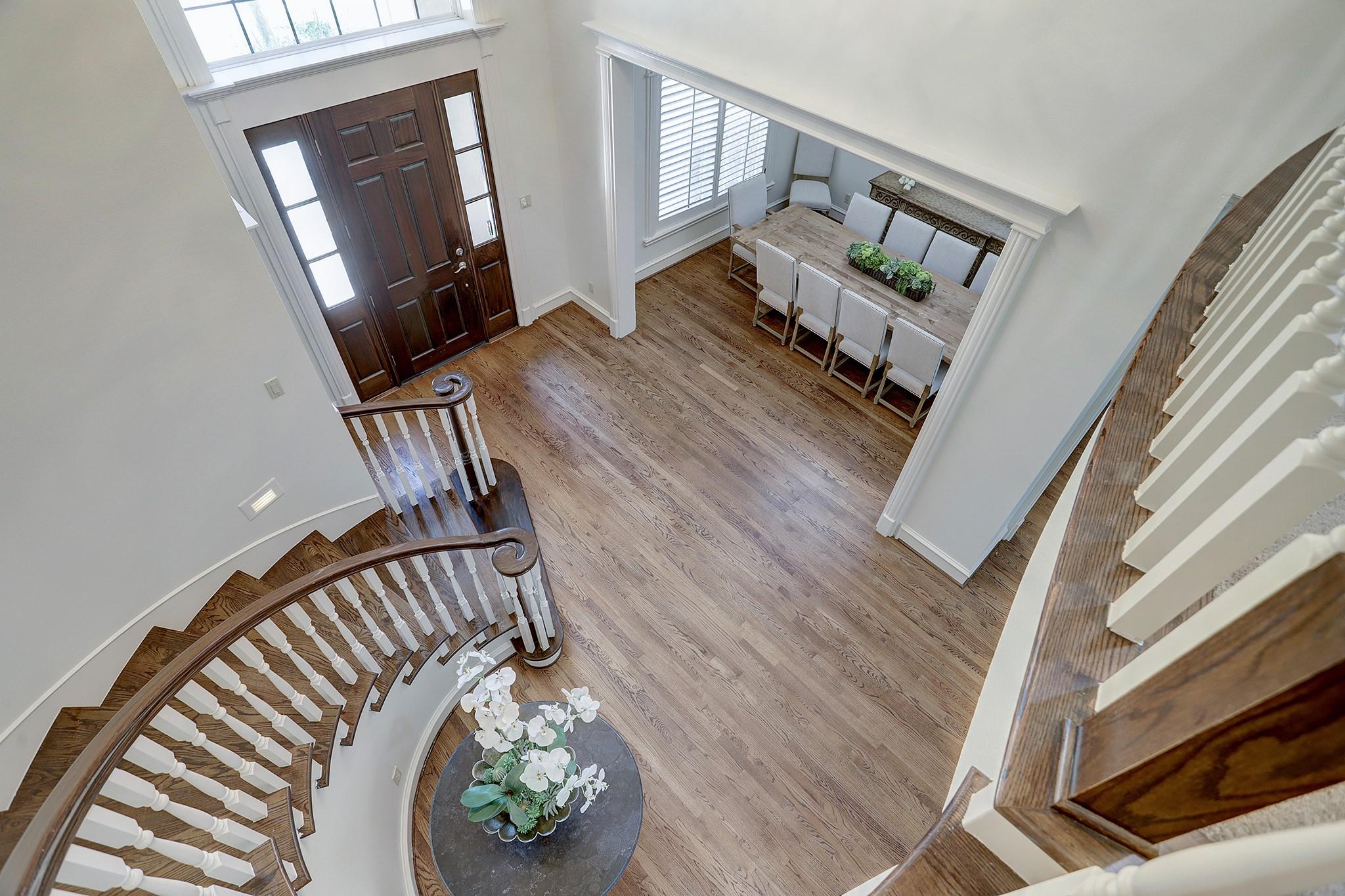 127 E Bracebridge Circle