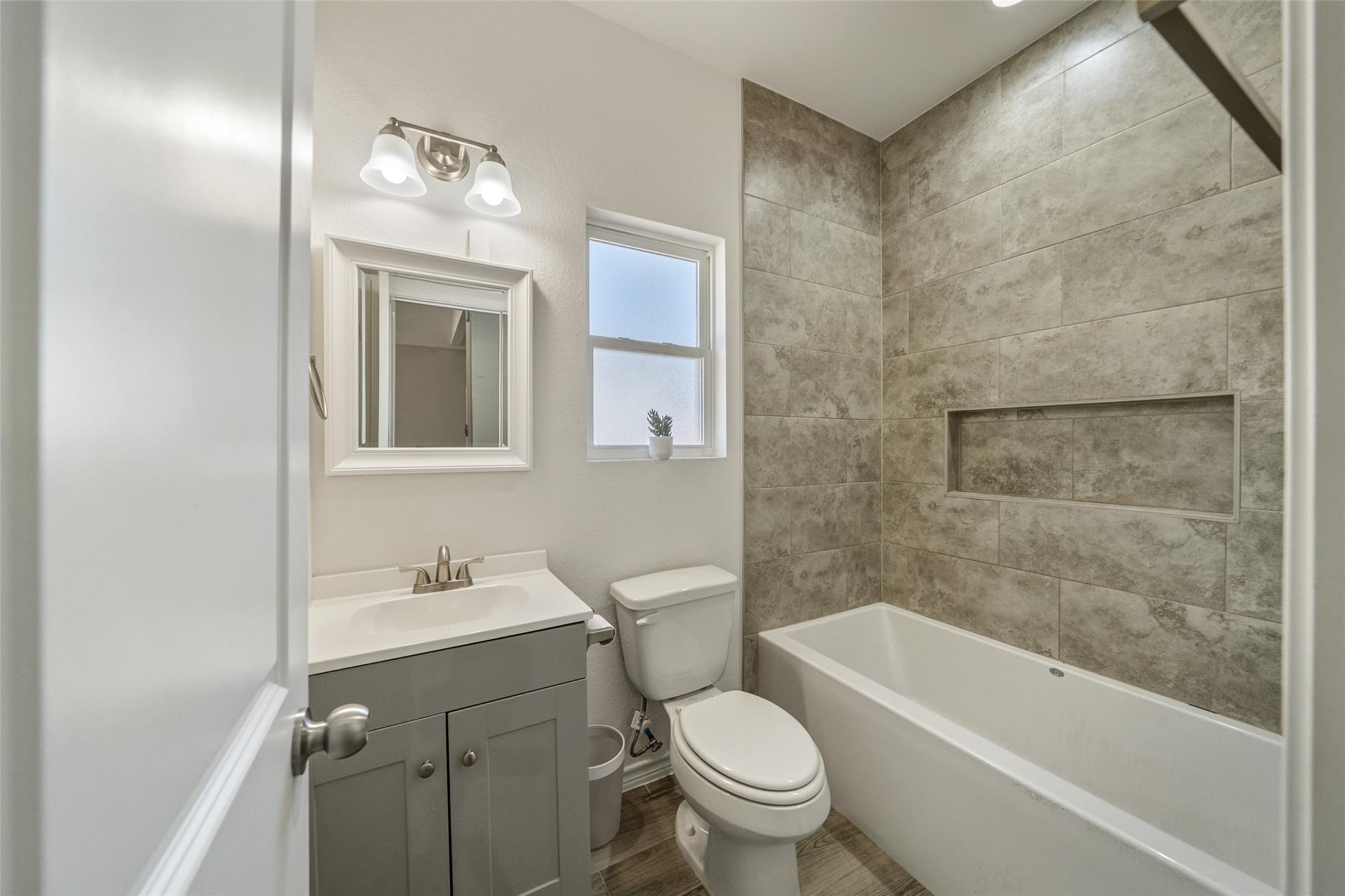 14990 Indian Hill Trail