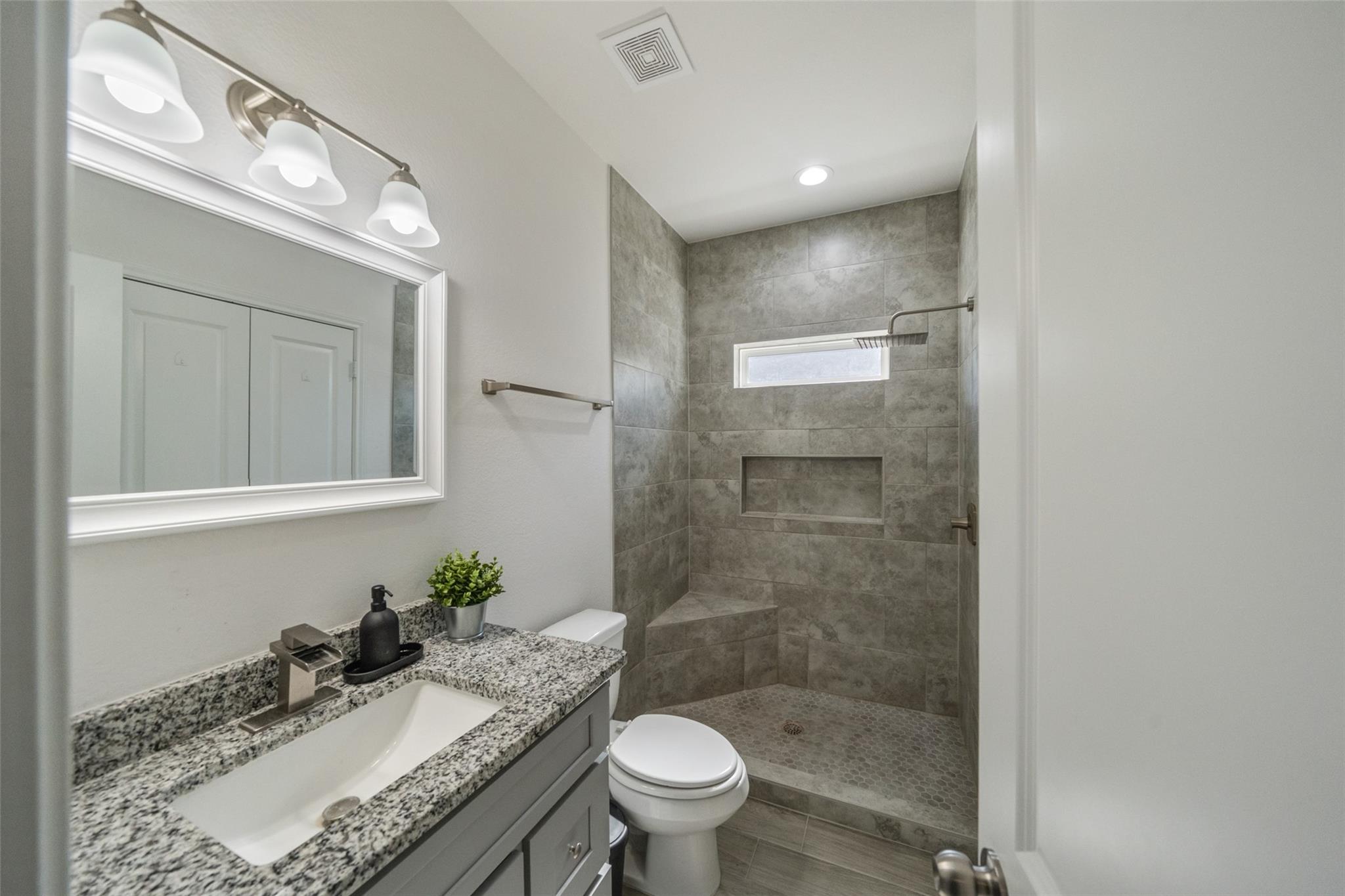14990 Indian Hill Trail