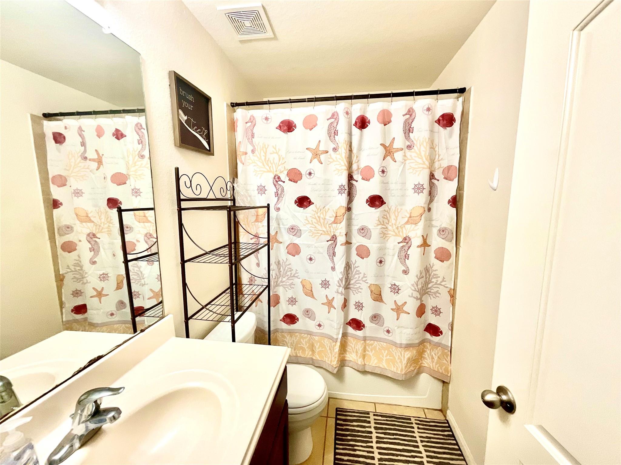 2522 Tracy Lane