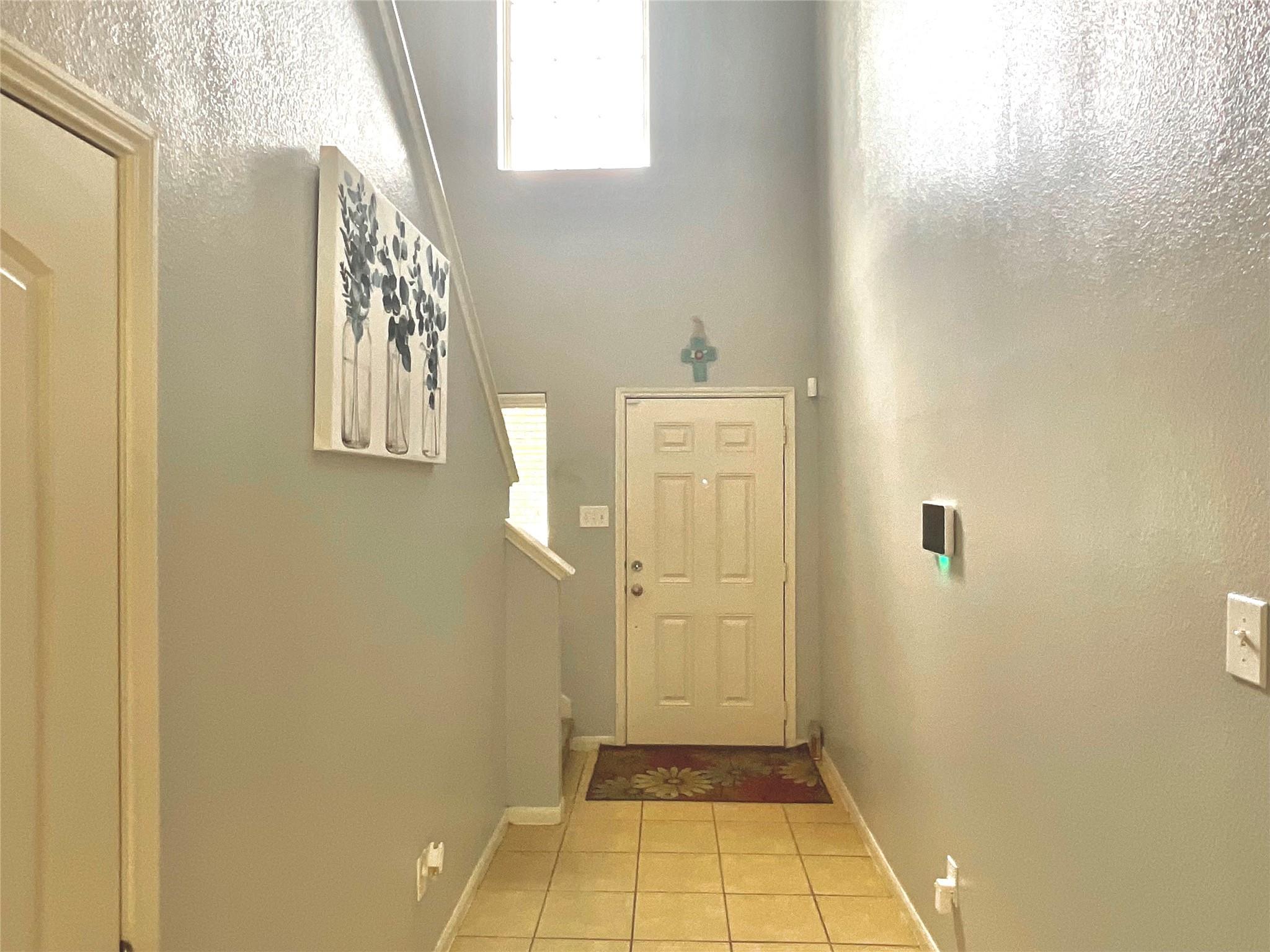 2522 Tracy Lane