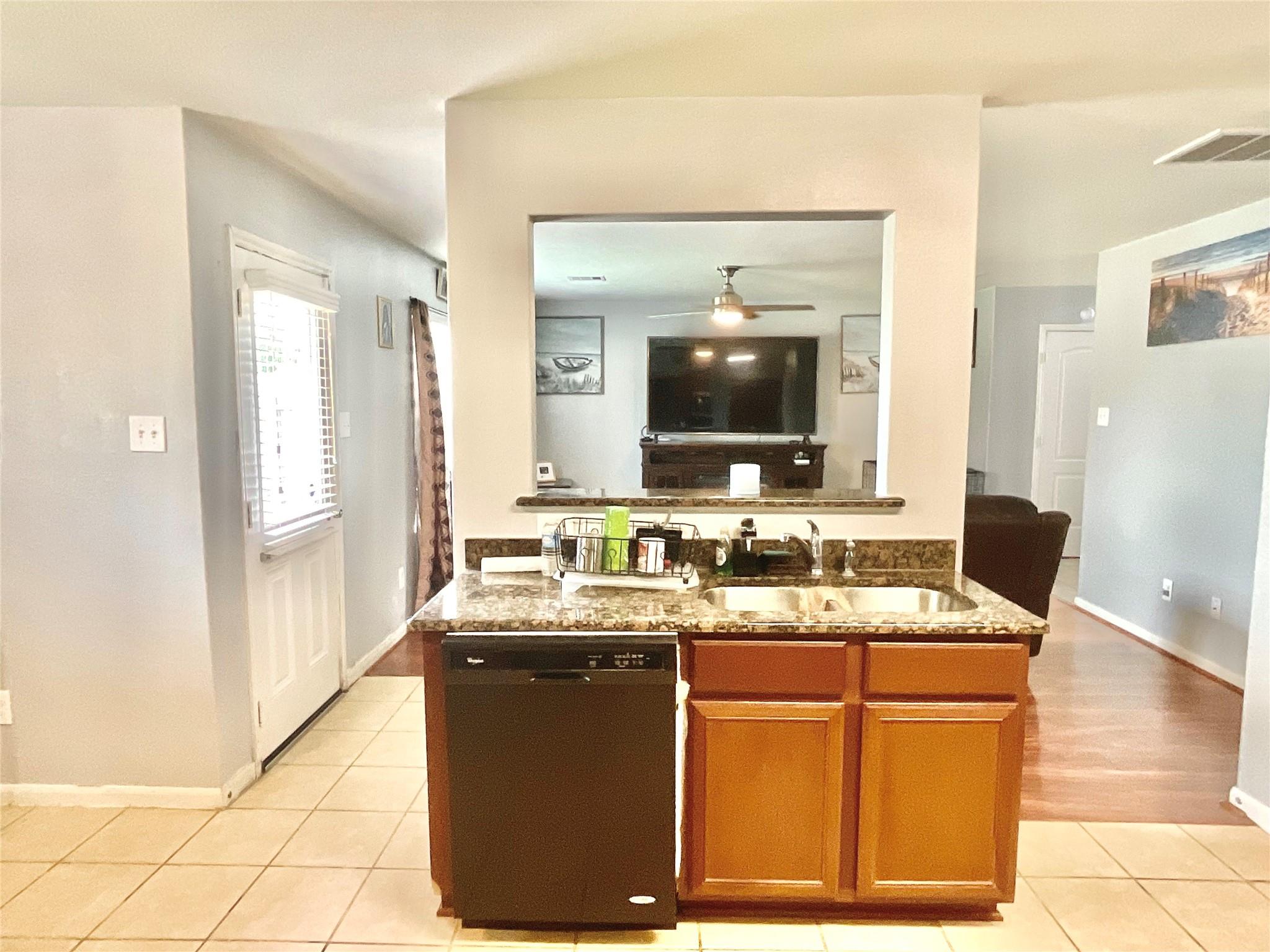 2522 Tracy Lane