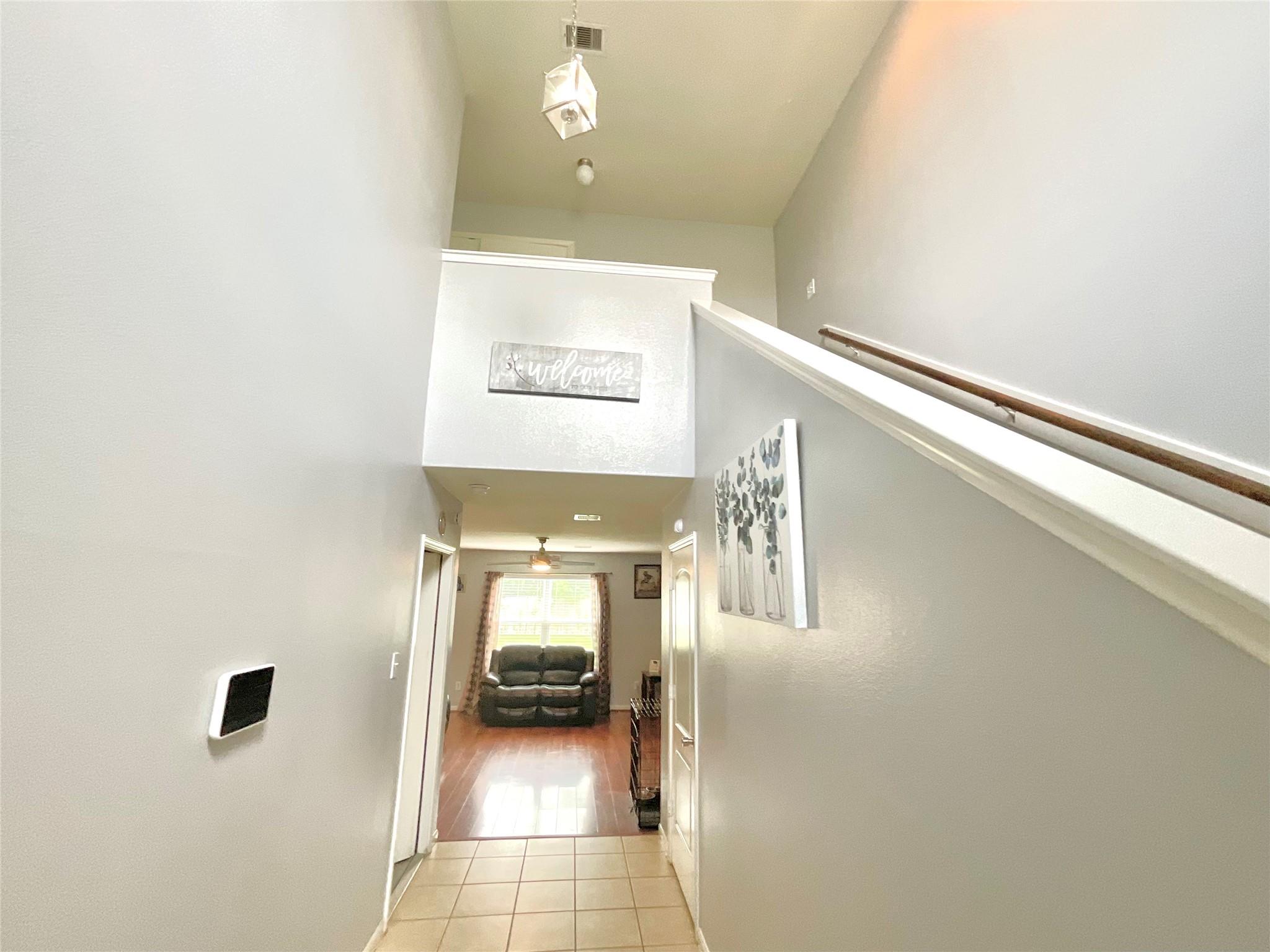2522 Tracy Lane