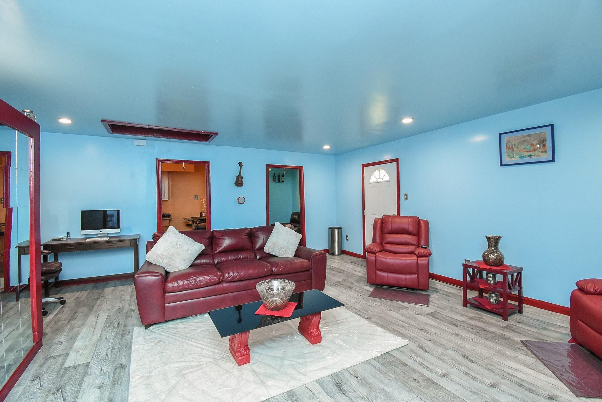906 Corydon Drive