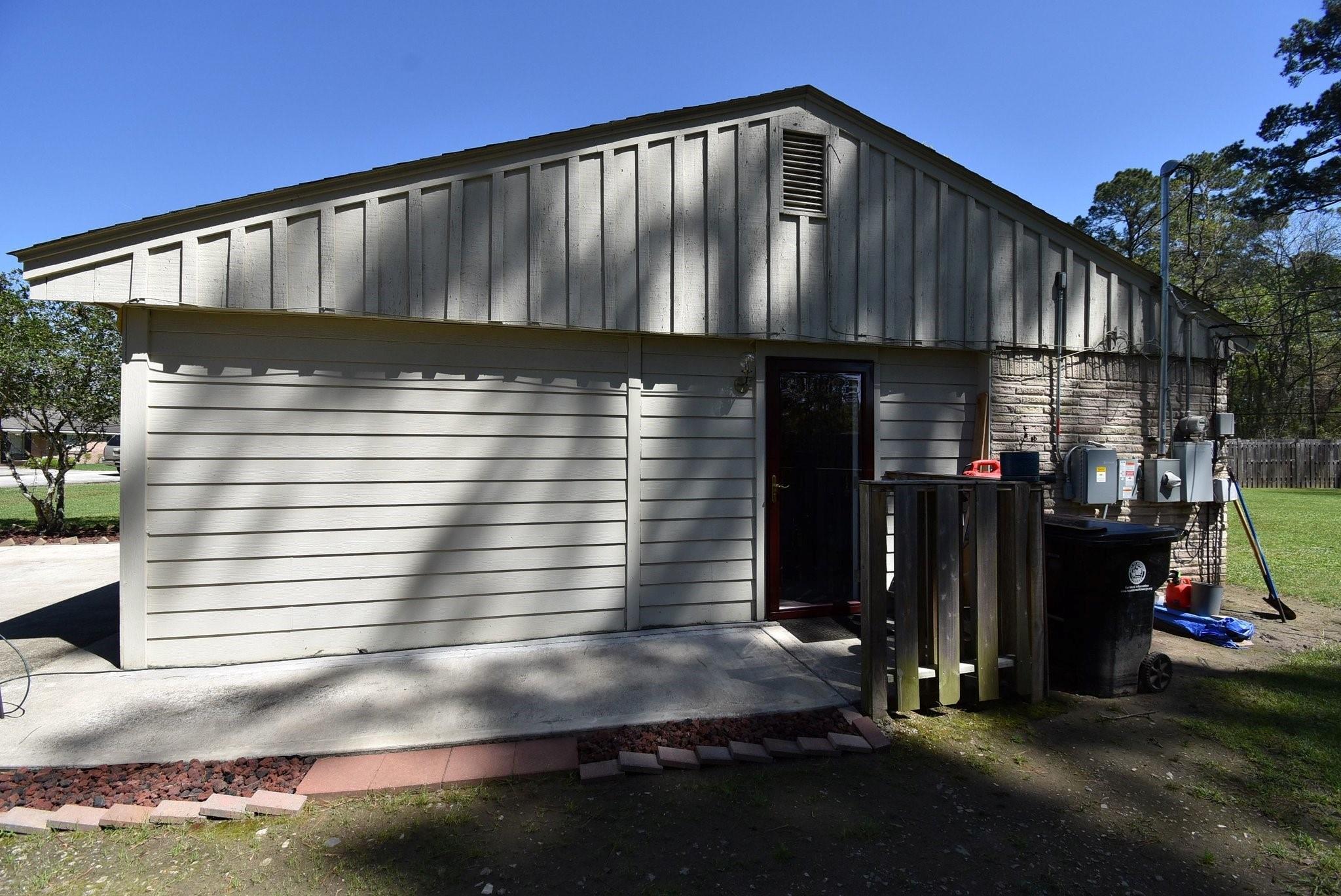 906 Corydon Drive