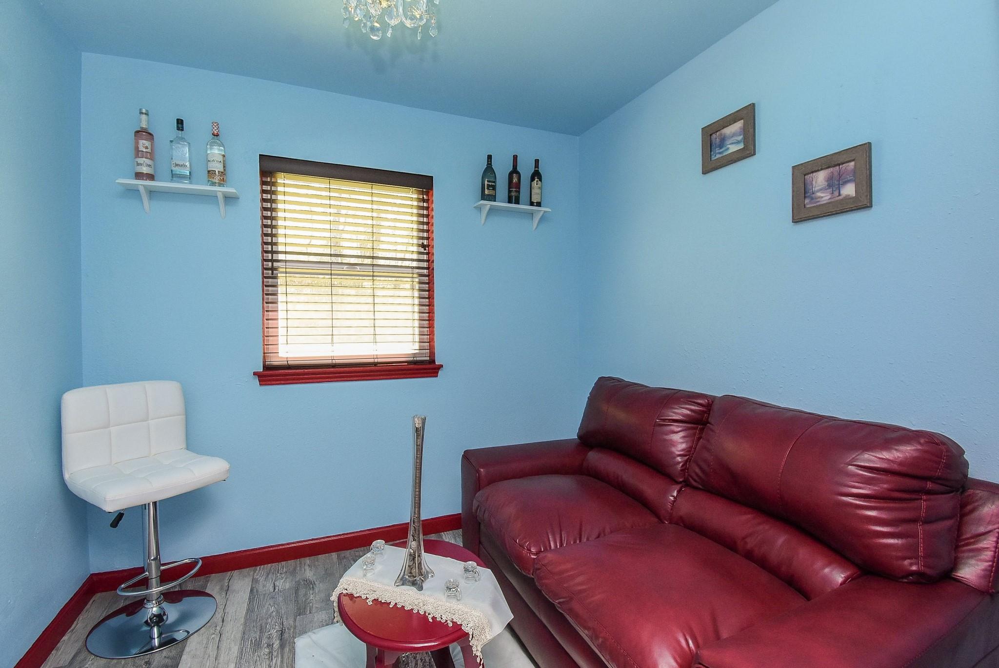 906 Corydon Drive