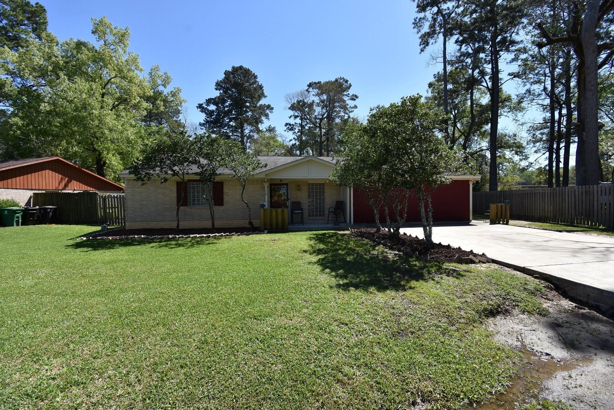 906 Corydon Drive