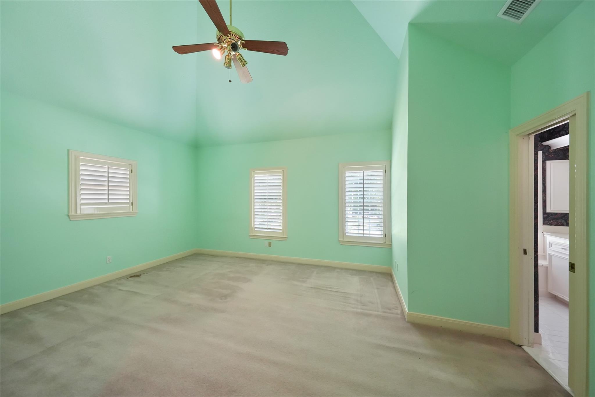 5607 Walnut Point Drive